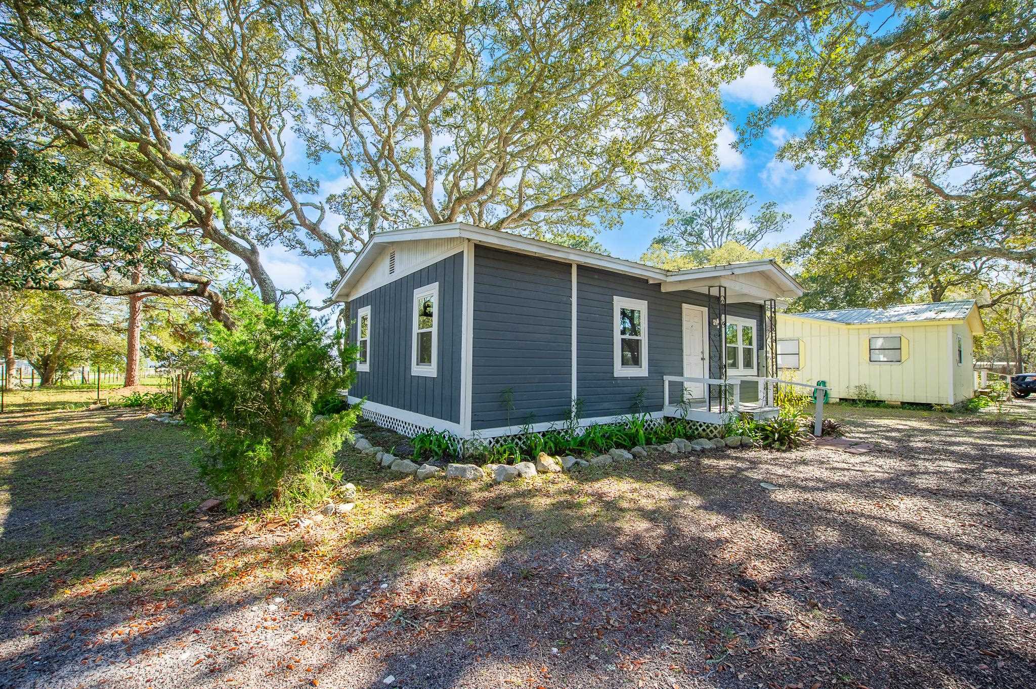 496 Avenue A,EAST POINT,Florida 32328,10 Bedrooms Bedrooms,4 BathroomsBathrooms,Detached single family,496 Avenue A,369893