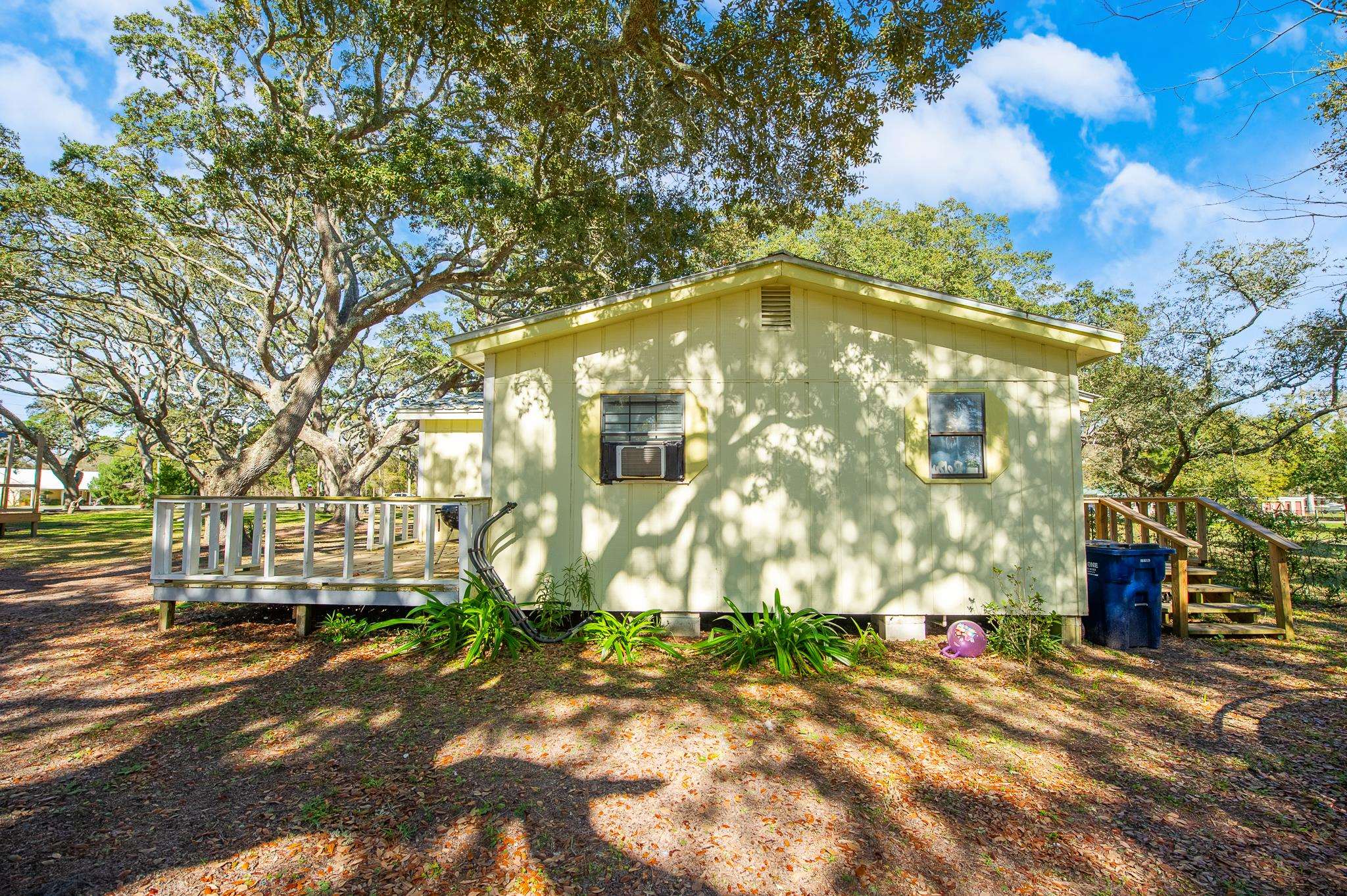 496 Avenue A,EAST POINT,Florida 32328,10 Bedrooms Bedrooms,4 BathroomsBathrooms,Detached single family,496 Avenue A,369893