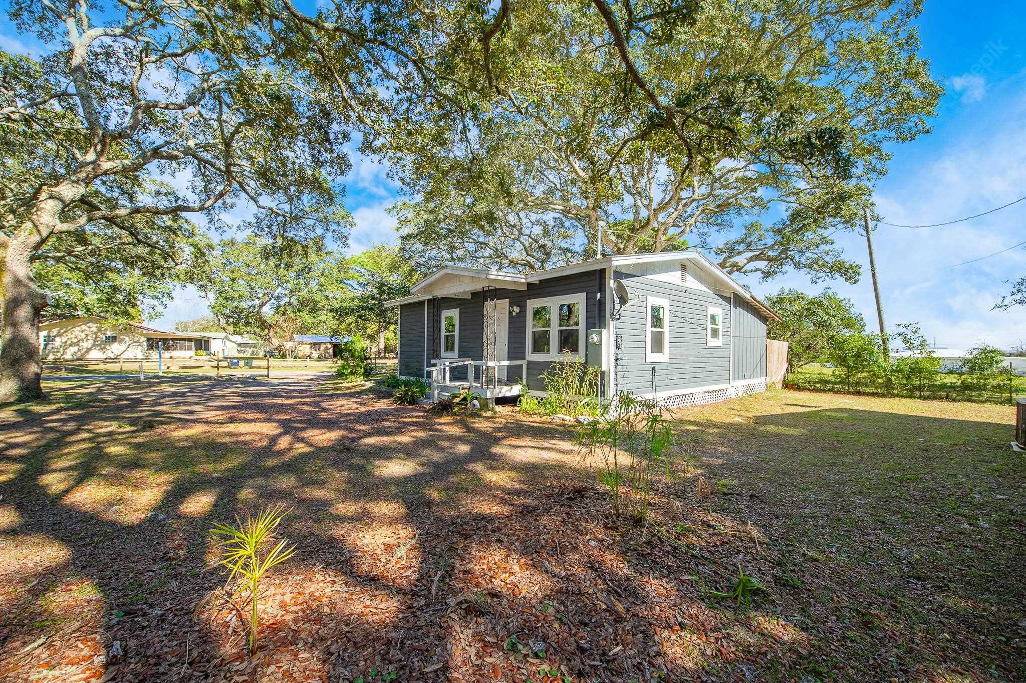 496 Avenue A,EAST POINT,Florida 32328,10 Bedrooms Bedrooms,4 BathroomsBathrooms,Detached single family,496 Avenue A,369893