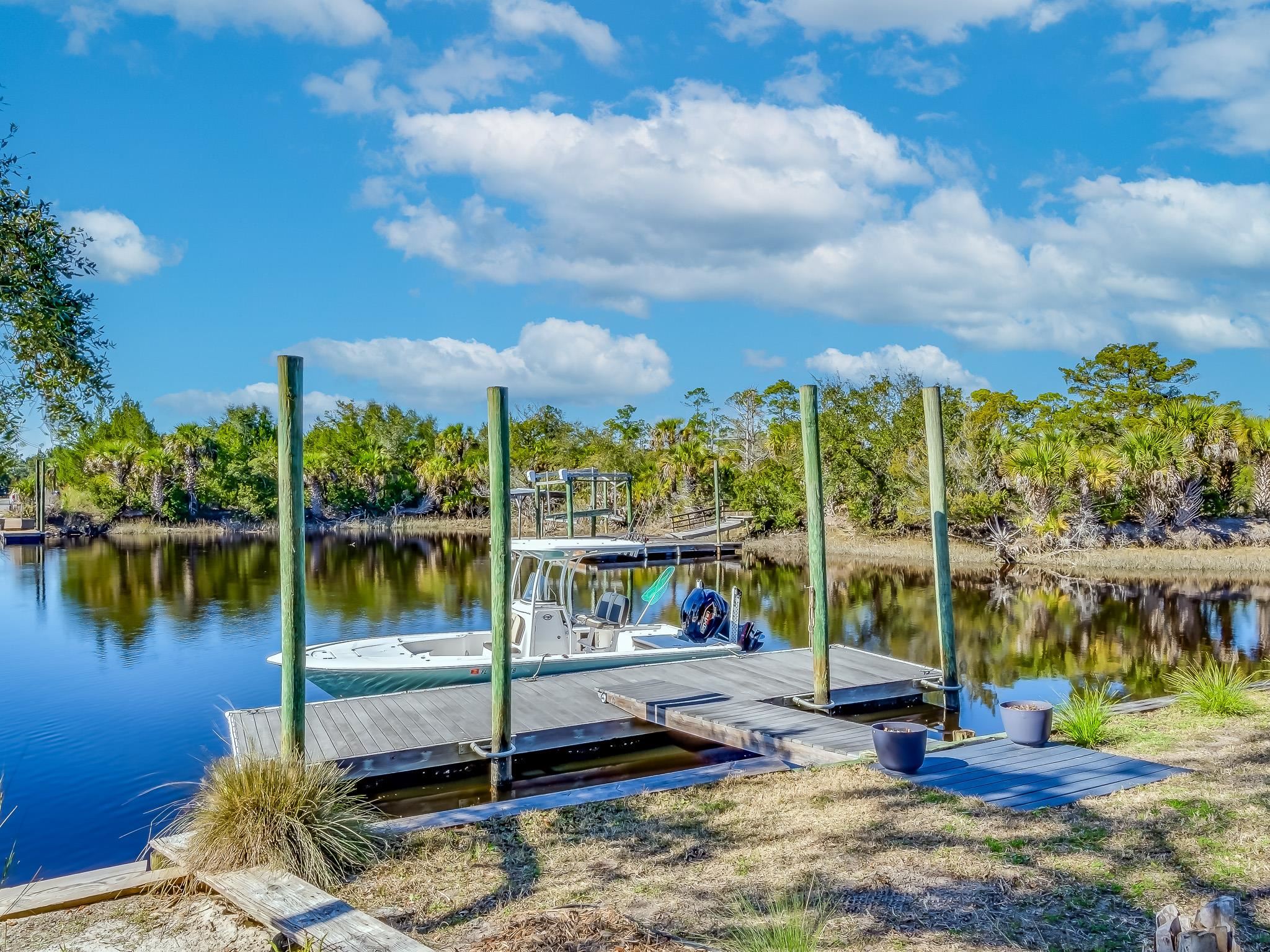 88 Southside Drive,CRAWFORDVILLE,Florida 32327,4 Bedrooms Bedrooms,3 BathroomsBathrooms,Detached single family,88 Southside Drive,368340