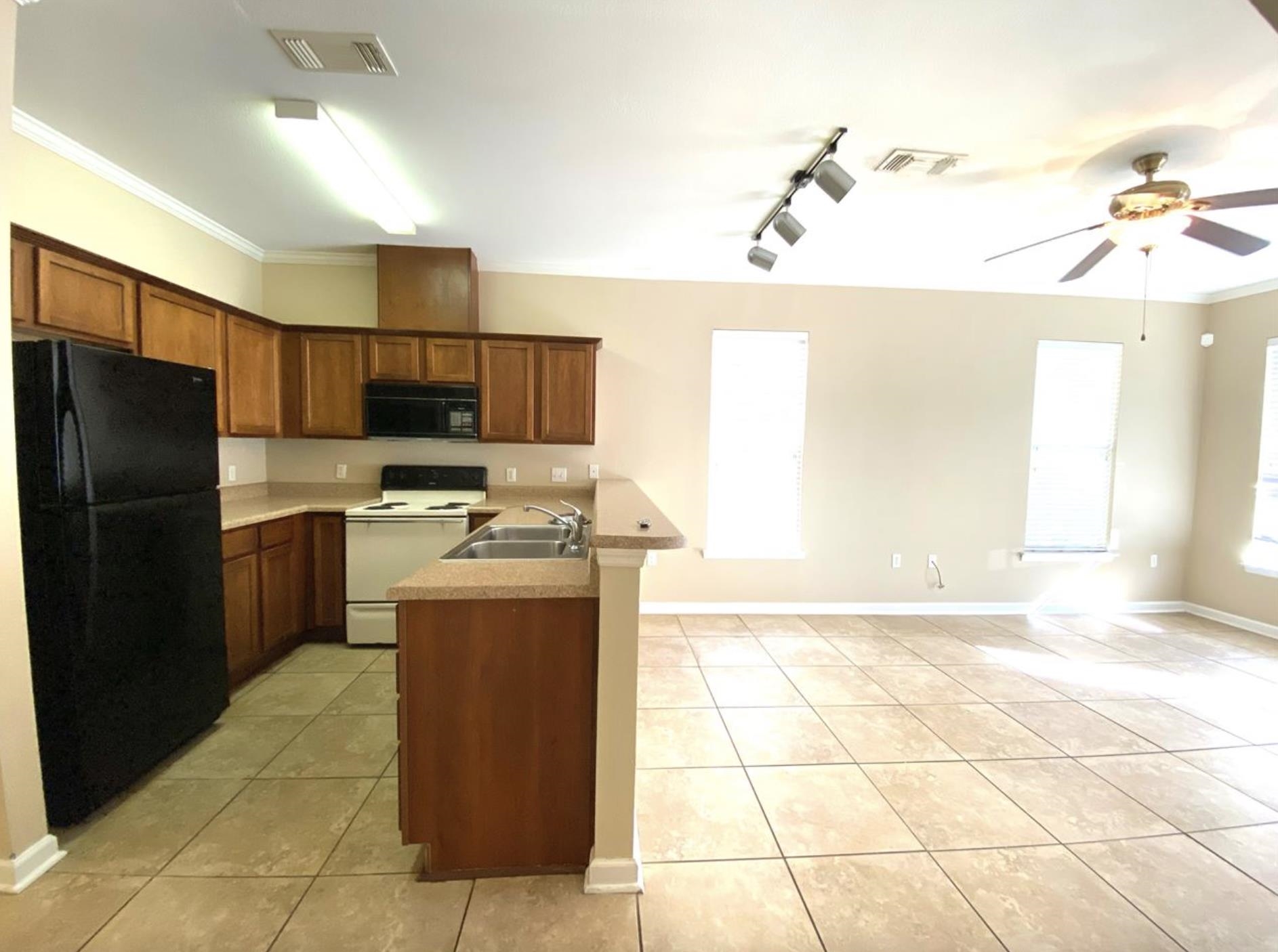 2400 Fred Smith Road,TALLAHASSEE,Florida 32303,3 Bedrooms Bedrooms,3 BathroomsBathrooms,Condo,2400 Fred Smith Road,363717