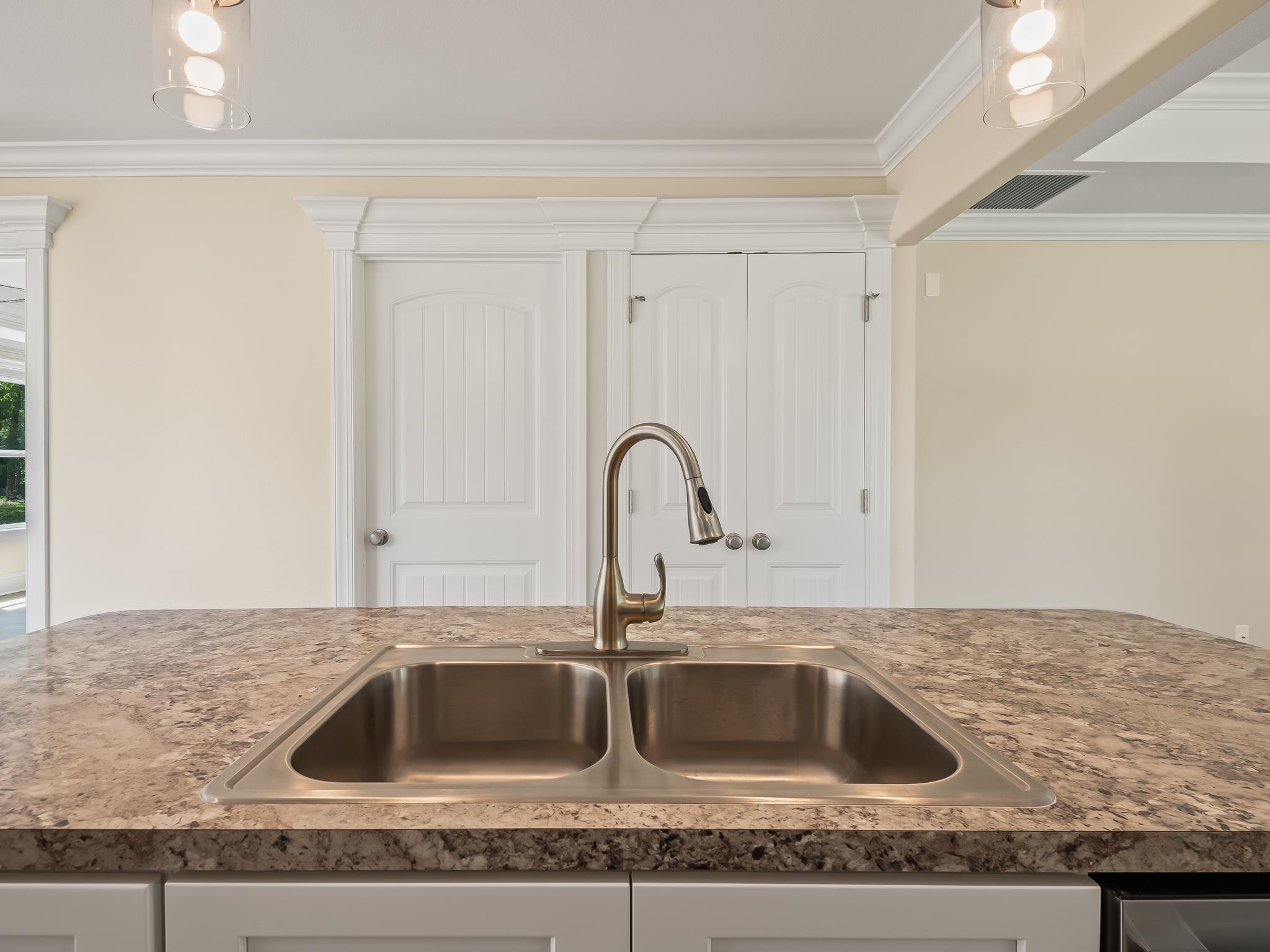 49 Montgomery Drive,CRAWFORDVILLE,Florida 32327,3 Bedrooms Bedrooms,2 BathroomsBathrooms,Detached single family,49 Montgomery Drive,368955
