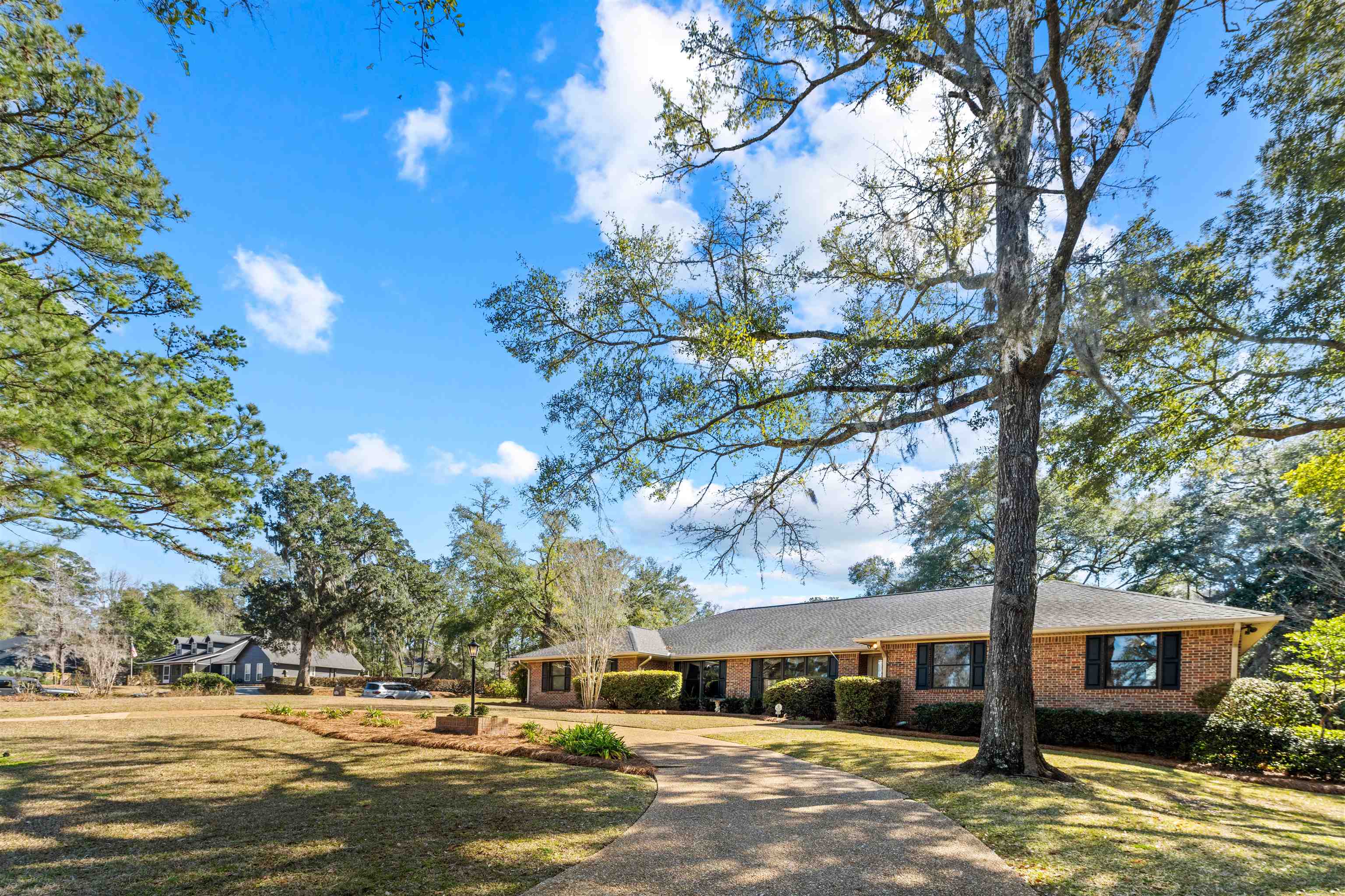 3069 N Shamrock,TALLAHASSEE,Florida 32309,4 Bedrooms Bedrooms,3 BathroomsBathrooms,Detached single family,3069 N Shamrock,368351