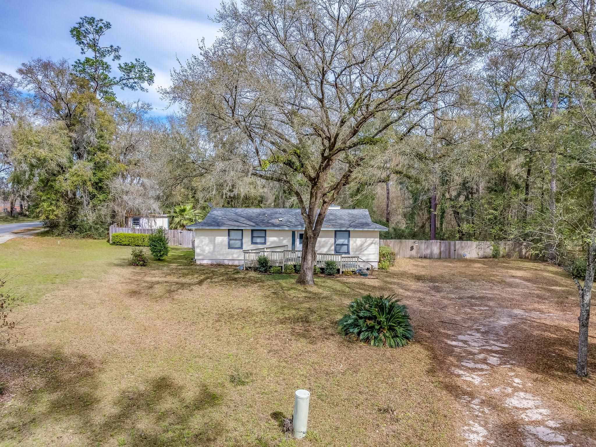 71 Oak Street,CRAWFORDVILLE,Florida 32327,3 Bedrooms Bedrooms,2 BathroomsBathrooms,Detached single family,71 Oak Street,369438