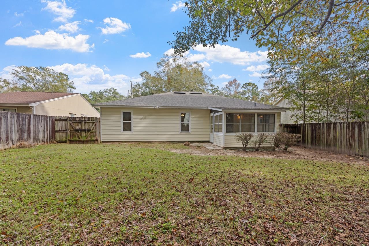 2072 Foster Drive,TALLAHASSEE,Florida 32303,3 Bedrooms Bedrooms,2 BathroomsBathrooms,Detached single family,2072 Foster Drive,366295
