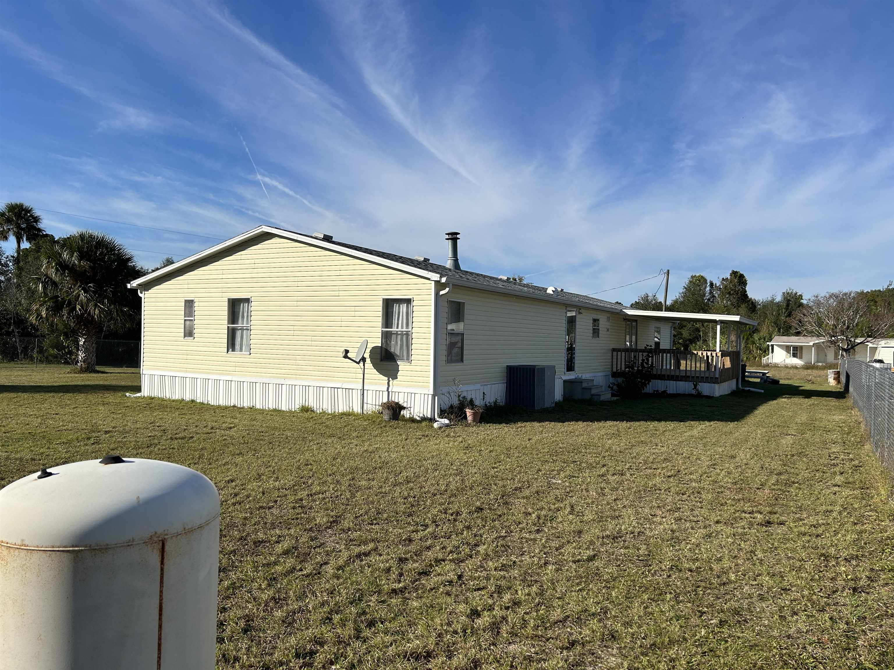 19951 SE 111Th Terrace,INGLIS,Florida 34449,4 Bedrooms Bedrooms,2 BathroomsBathrooms,Manuf/mobile home,19951 SE 111Th Terrace,367647