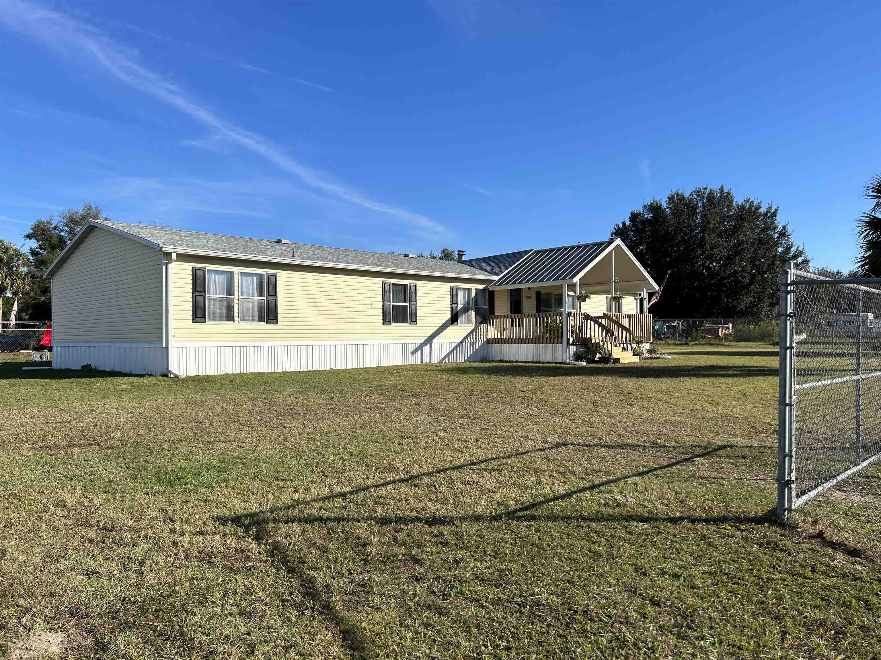 19951 SE 111Th Terrace,INGLIS,Florida 34449,4 Bedrooms Bedrooms,2 BathroomsBathrooms,Manuf/mobile home,19951 SE 111Th Terrace,367647