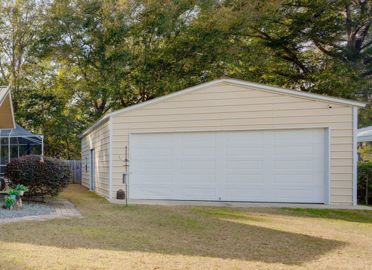 1996 LAKE POINT Lane,TALLAHASSEE,Florida 32310,3 Bedrooms Bedrooms,2 BathroomsBathrooms,Detached single family,1996 LAKE POINT Lane,367657