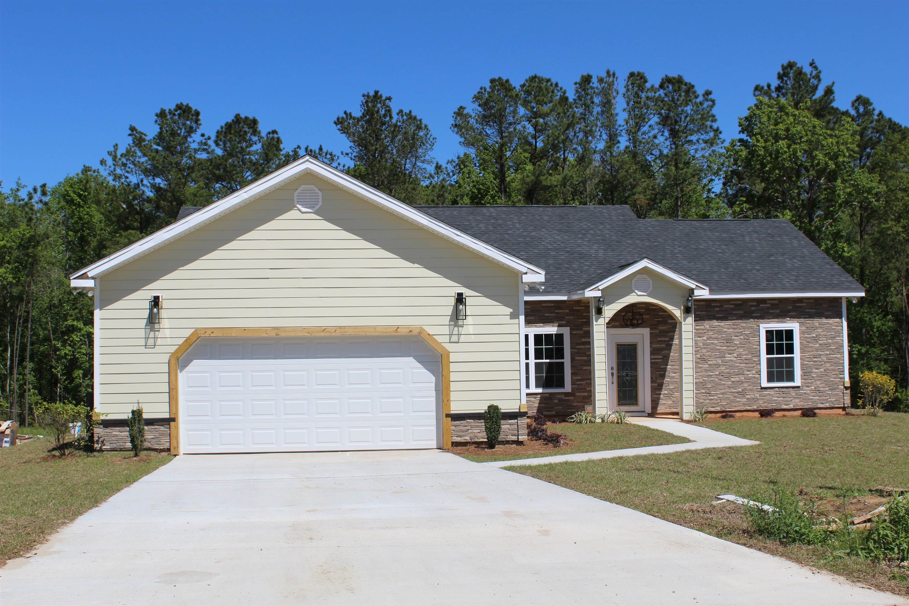 7 Mae Cato Drive,MIDWAY,Florida 32343,4 Bedrooms Bedrooms,2 BathroomsBathrooms,Detached single family,7 Mae Cato Drive,369004