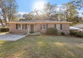 3627 Wood Hill Drive,TALLAHASSEE,Florida 32303,3 Bedrooms Bedrooms,2 BathroomsBathrooms,Detached single family,3627 Wood Hill Drive,366385
