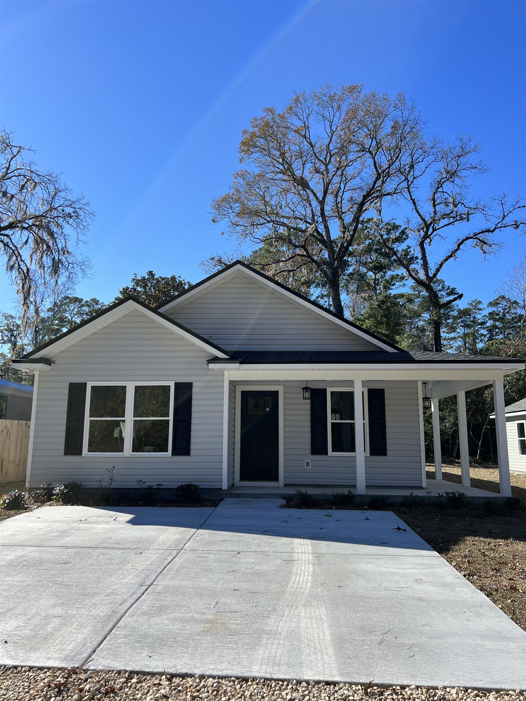 56 Maxson Road,CRAWFORDVILLE,Florida 32327,3 Bedrooms Bedrooms,2 BathroomsBathrooms,Detached single family,56 Maxson Road,369012