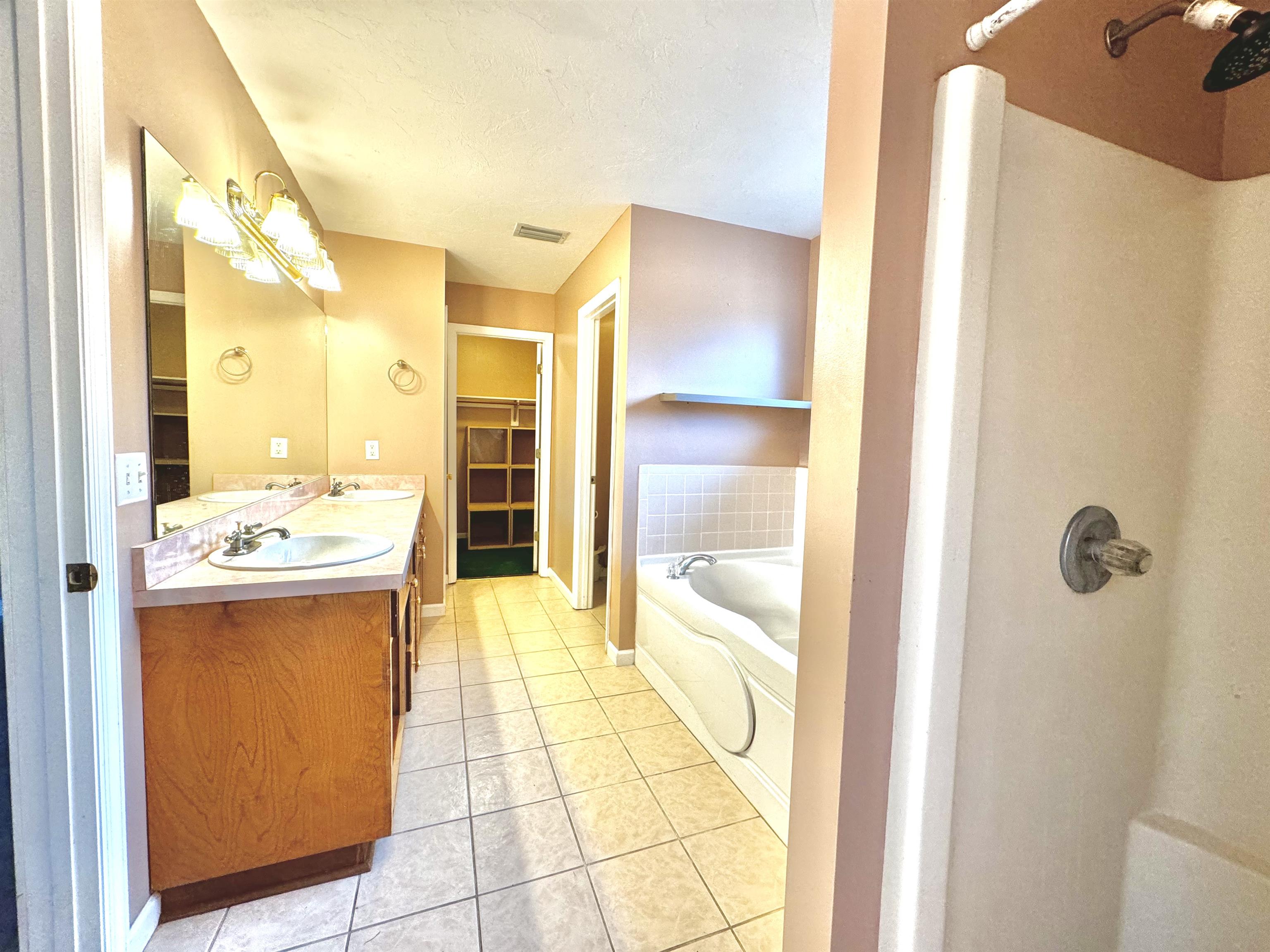 6141 NW 31st Circle,JENNINGS,Florida 32053,4 Bedrooms Bedrooms,2 BathroomsBathrooms,Detached single family,6141 NW 31st Circle,369478
