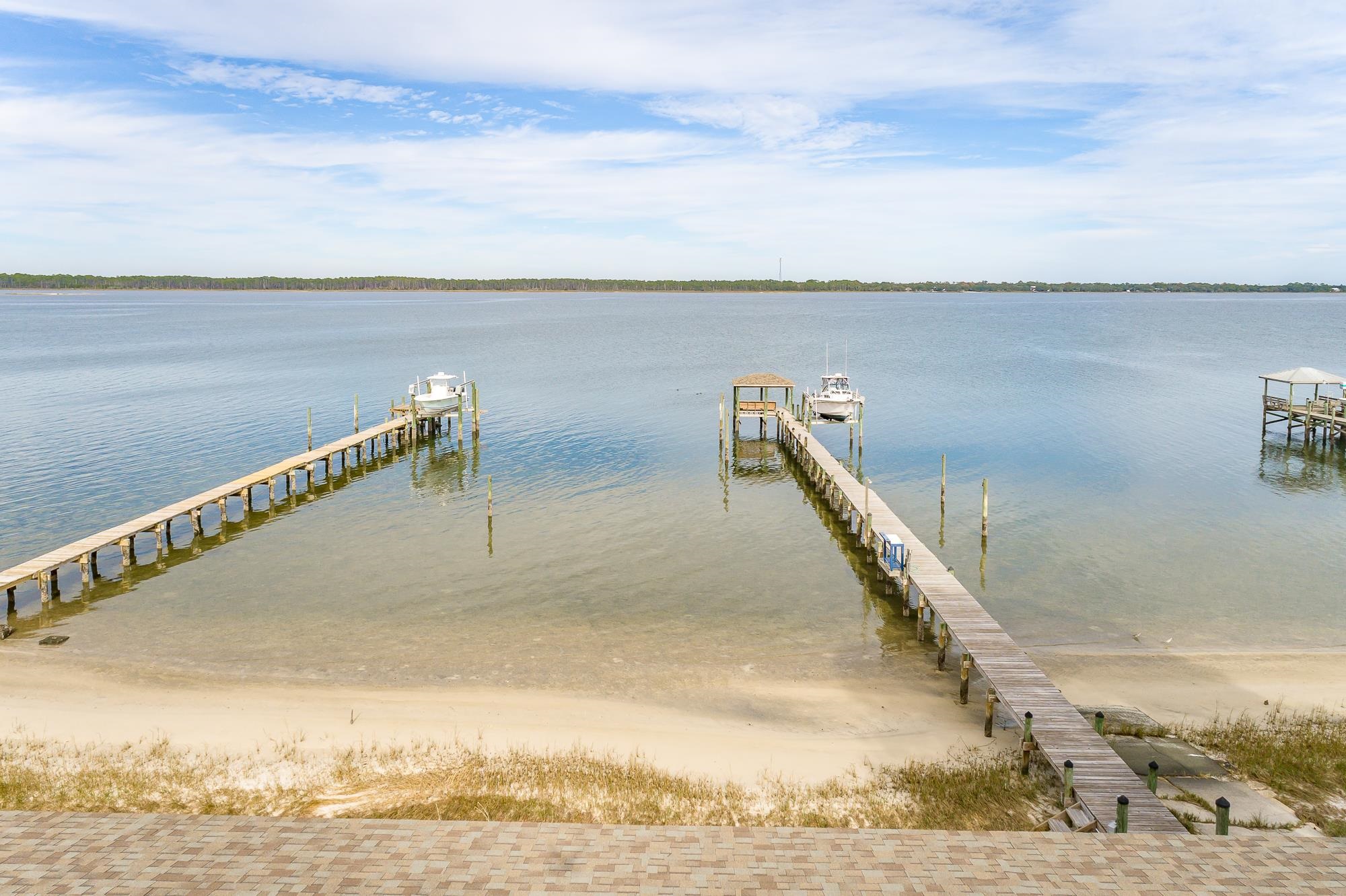 55 Fiesta Drive,ALLIGATOR POINT,Florida 32346,4 Bedrooms Bedrooms,3 BathroomsBathrooms,Detached single family,55 Fiesta Drive,366391