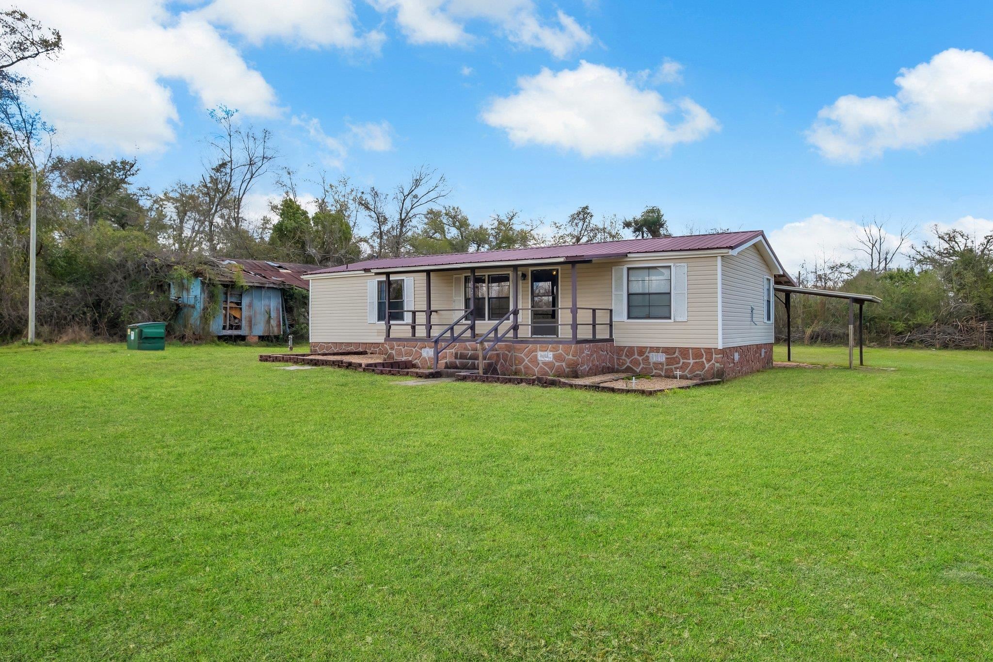 6929 Singletary Street,Grand Ridge,Florida 32442,3 Bedrooms Bedrooms,2 BathroomsBathrooms,Manuf/mobile home,6929 Singletary Street,369479