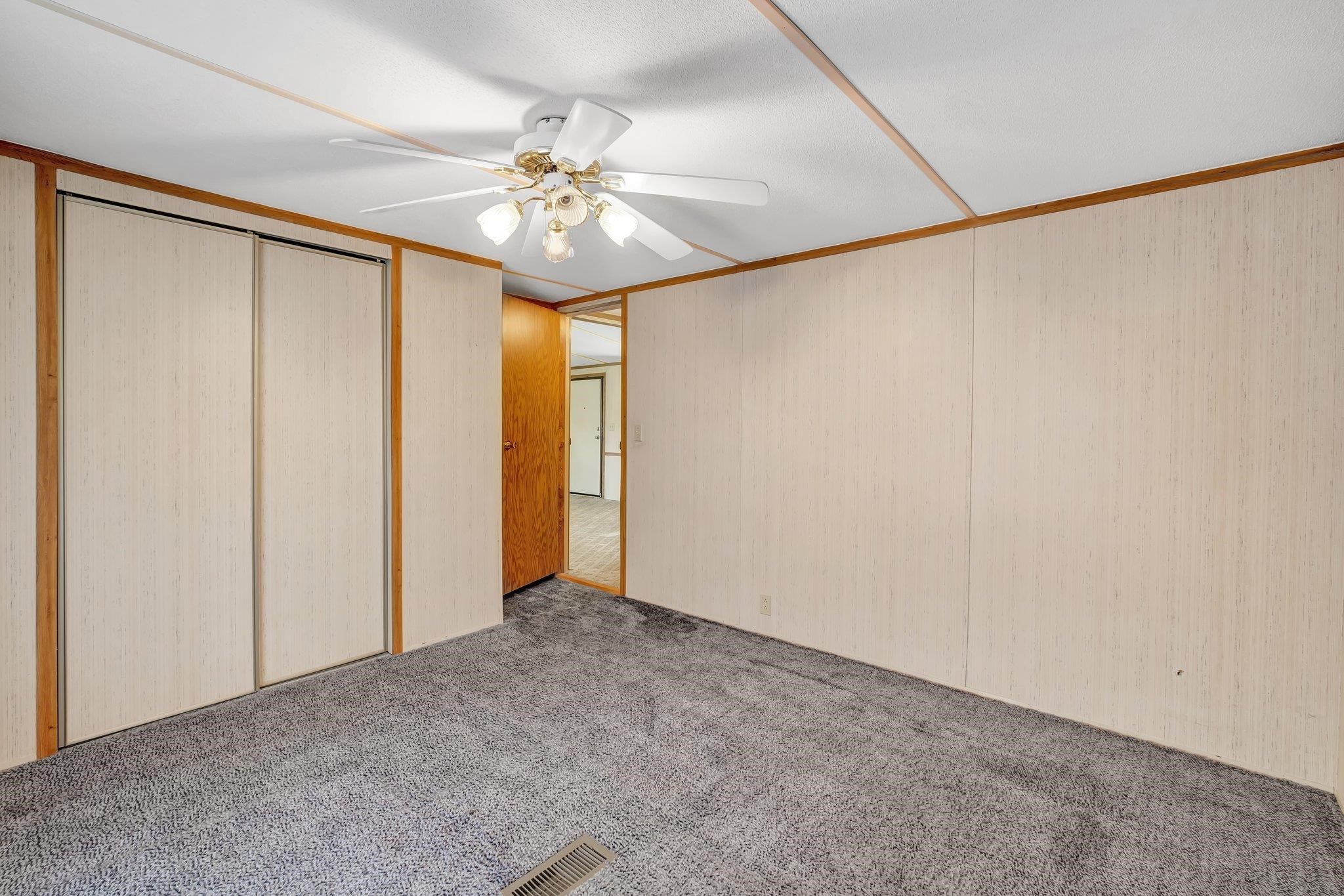 6929 Singletary Street,Grand Ridge,Florida 32442,3 Bedrooms Bedrooms,2 BathroomsBathrooms,Manuf/mobile home,6929 Singletary Street,369479
