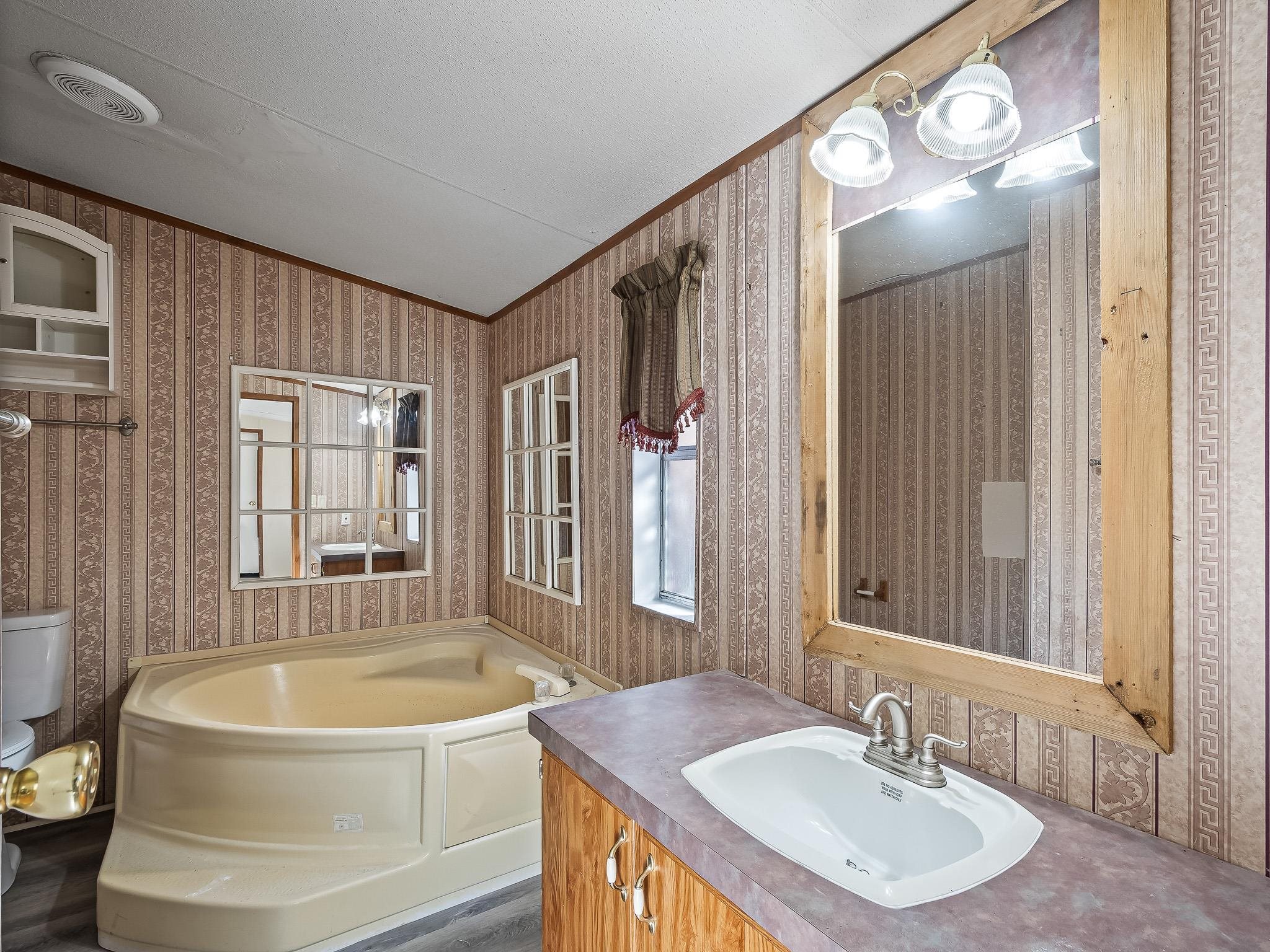 5070 Box Wood Lane,TALLAHASSEE,Florida 32303,2 Bedrooms Bedrooms,3 BathroomsBathrooms,Manuf/mobile home,5070 Box Wood Lane,366413
