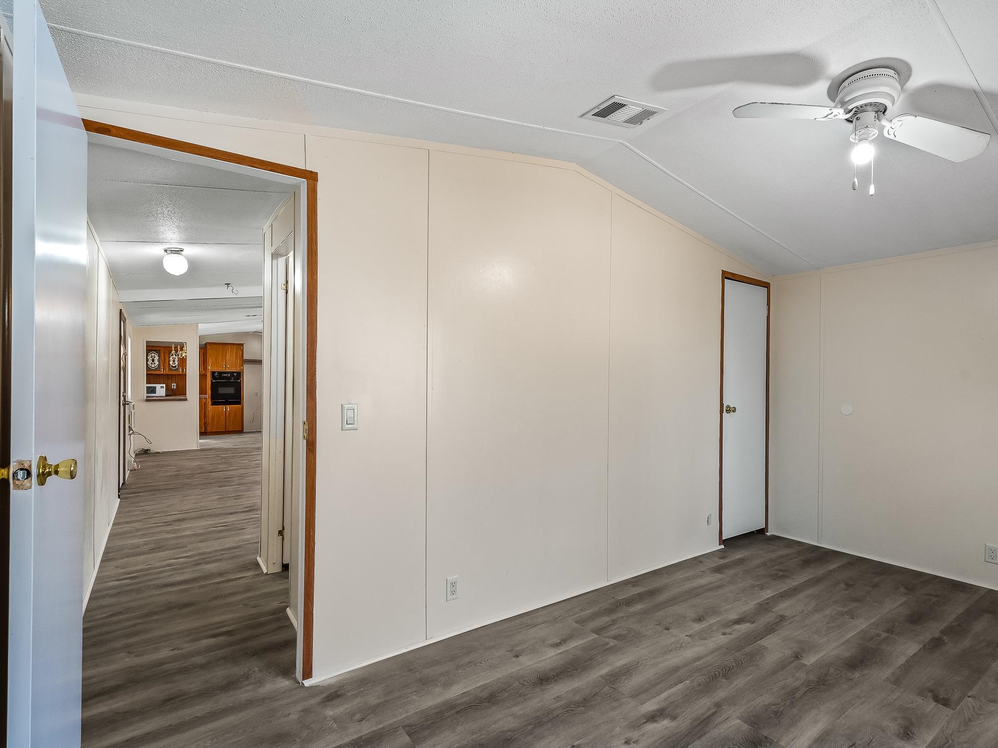 5070 Box Wood Lane,TALLAHASSEE,Florida 32303,2 Bedrooms Bedrooms,3 BathroomsBathrooms,Manuf/mobile home,5070 Box Wood Lane,366413