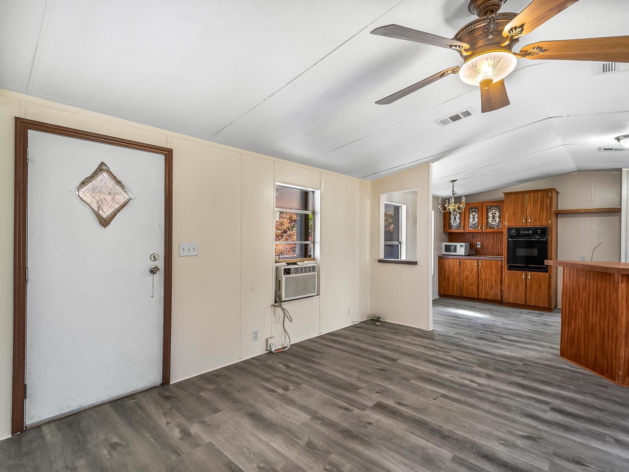 5070 Box Wood Lane,TALLAHASSEE,Florida 32303,2 Bedrooms Bedrooms,3 BathroomsBathrooms,Manuf/mobile home,5070 Box Wood Lane,366413