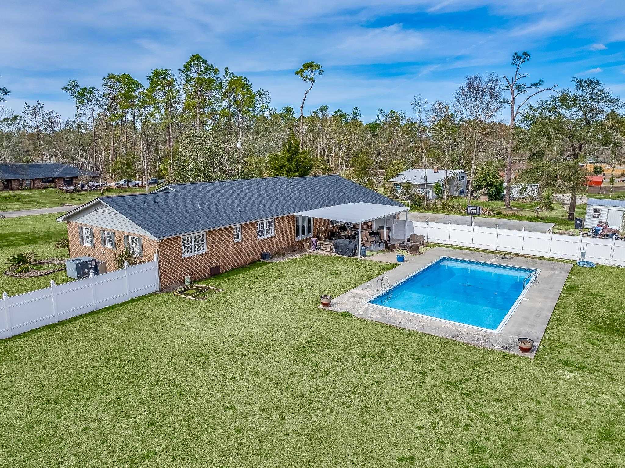 404 Glenridge Road,PERRY,Florida 32348,4 Bedrooms Bedrooms,3 BathroomsBathrooms,Detached single family,404 Glenridge Road,369024