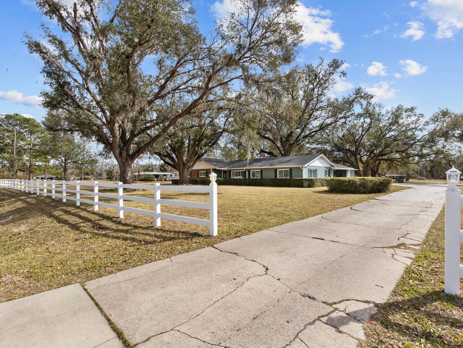 1953 Holt Road,PERRY,Florida 32348,4 Bedrooms Bedrooms,2 BathroomsBathrooms,Detached single family,1953 Holt Road,368422