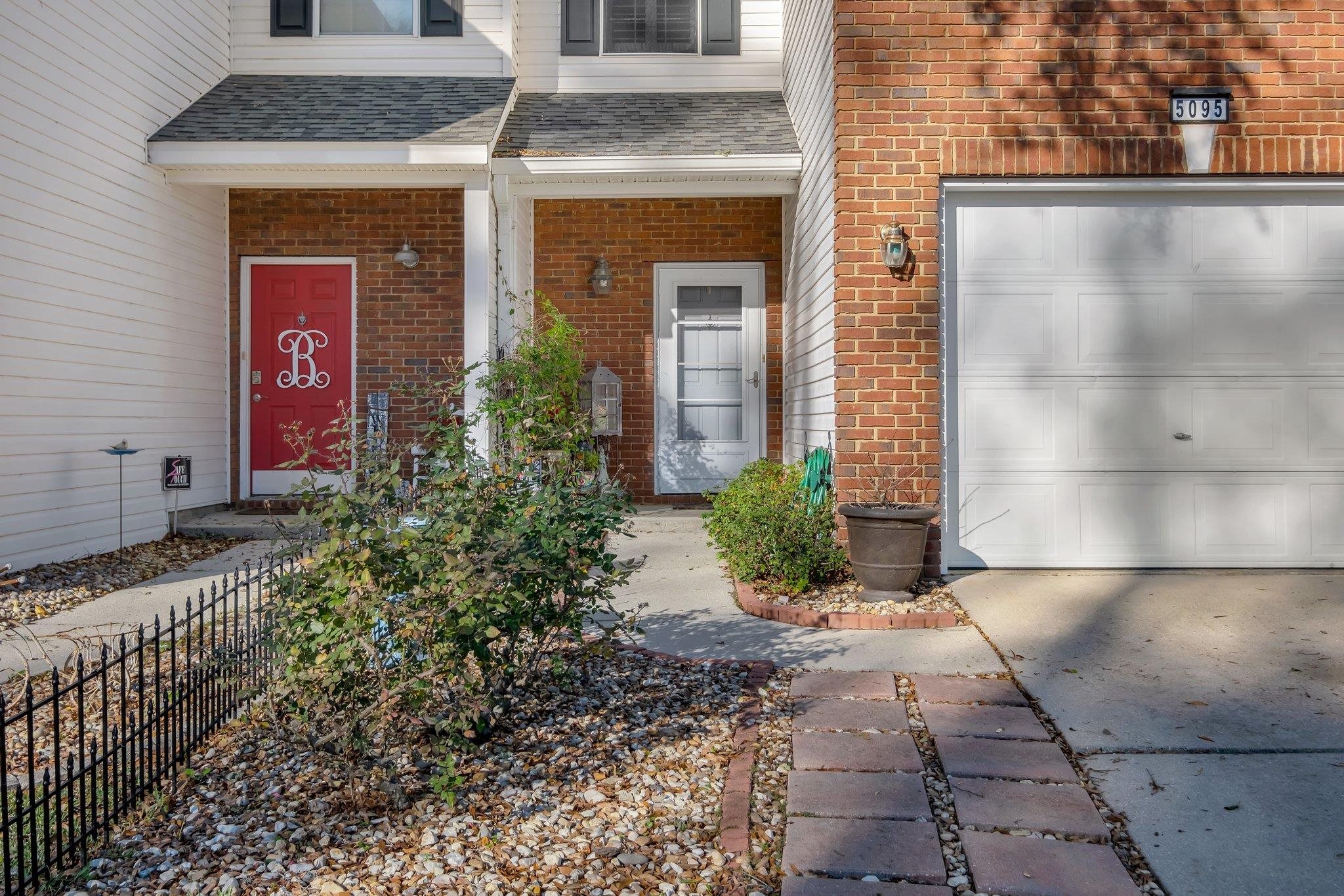 5095 Mint Hill Court,TALLAHASSEE,Florida 32309,3 Bedrooms Bedrooms,2 BathroomsBathrooms,Townhouse,5095 Mint Hill Court,369035