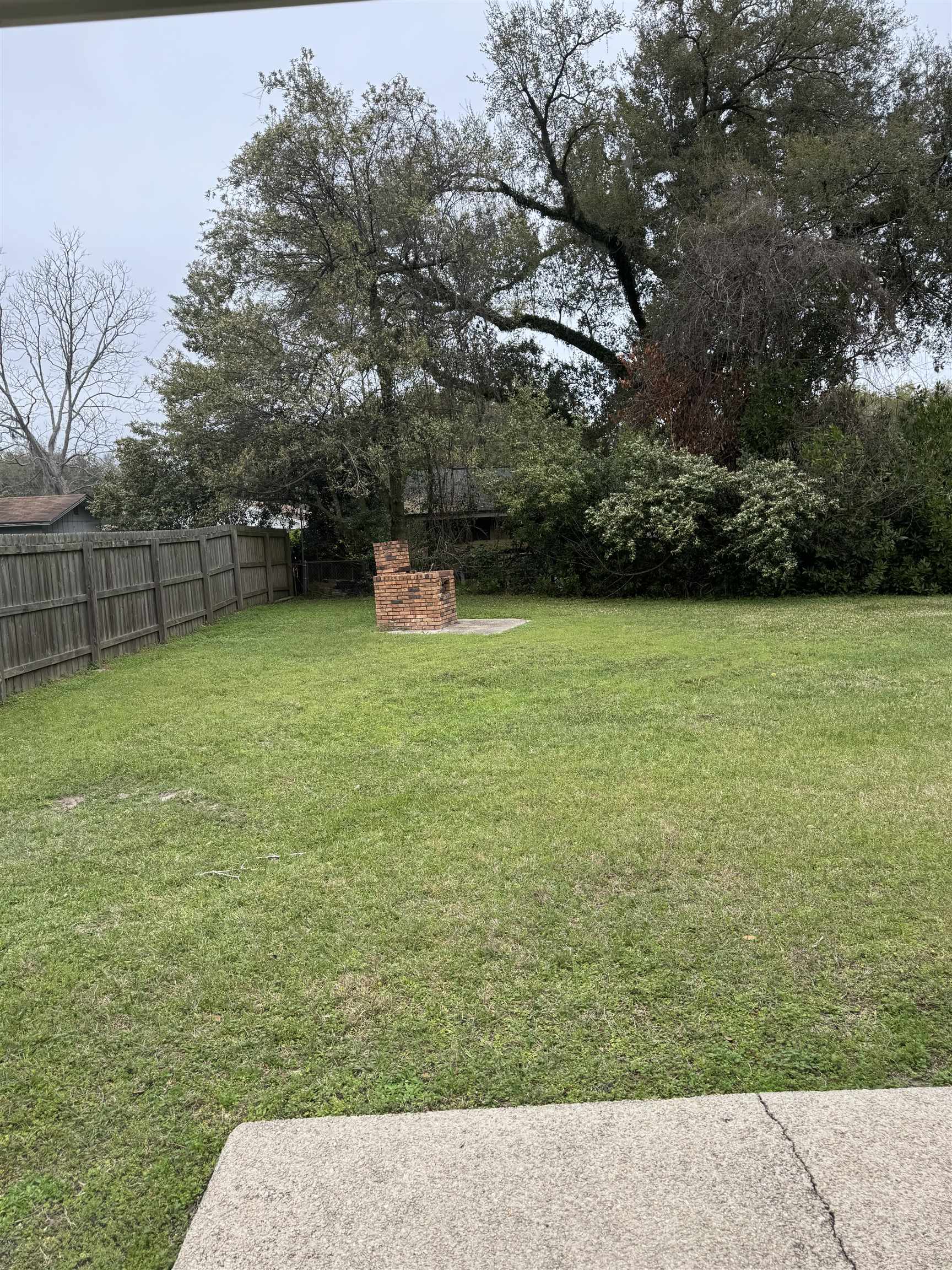 1932 Shady Oaks Drive,TALLAHASSEE,Florida 32303,3 Bedrooms Bedrooms,3 BathroomsBathrooms,Detached single family,1932 Shady Oaks Drive,369036