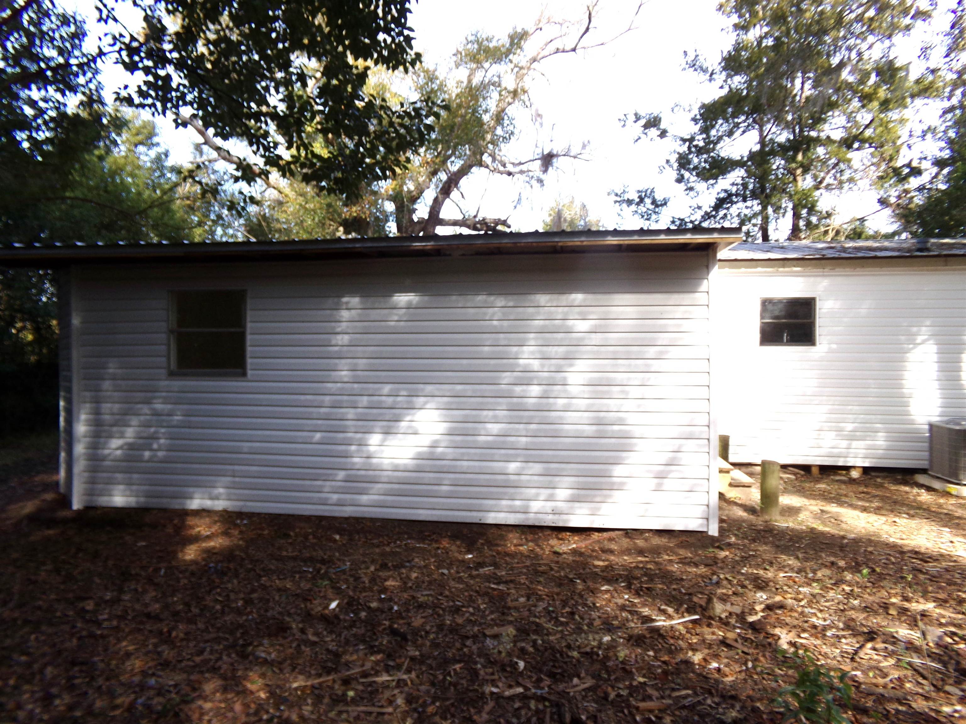 10987 NW Faircloth Road,BRISTOL,Florida 32321,3 Bedrooms Bedrooms,2 BathroomsBathrooms,Manuf/mobile home,10987 NW Faircloth Road,367735