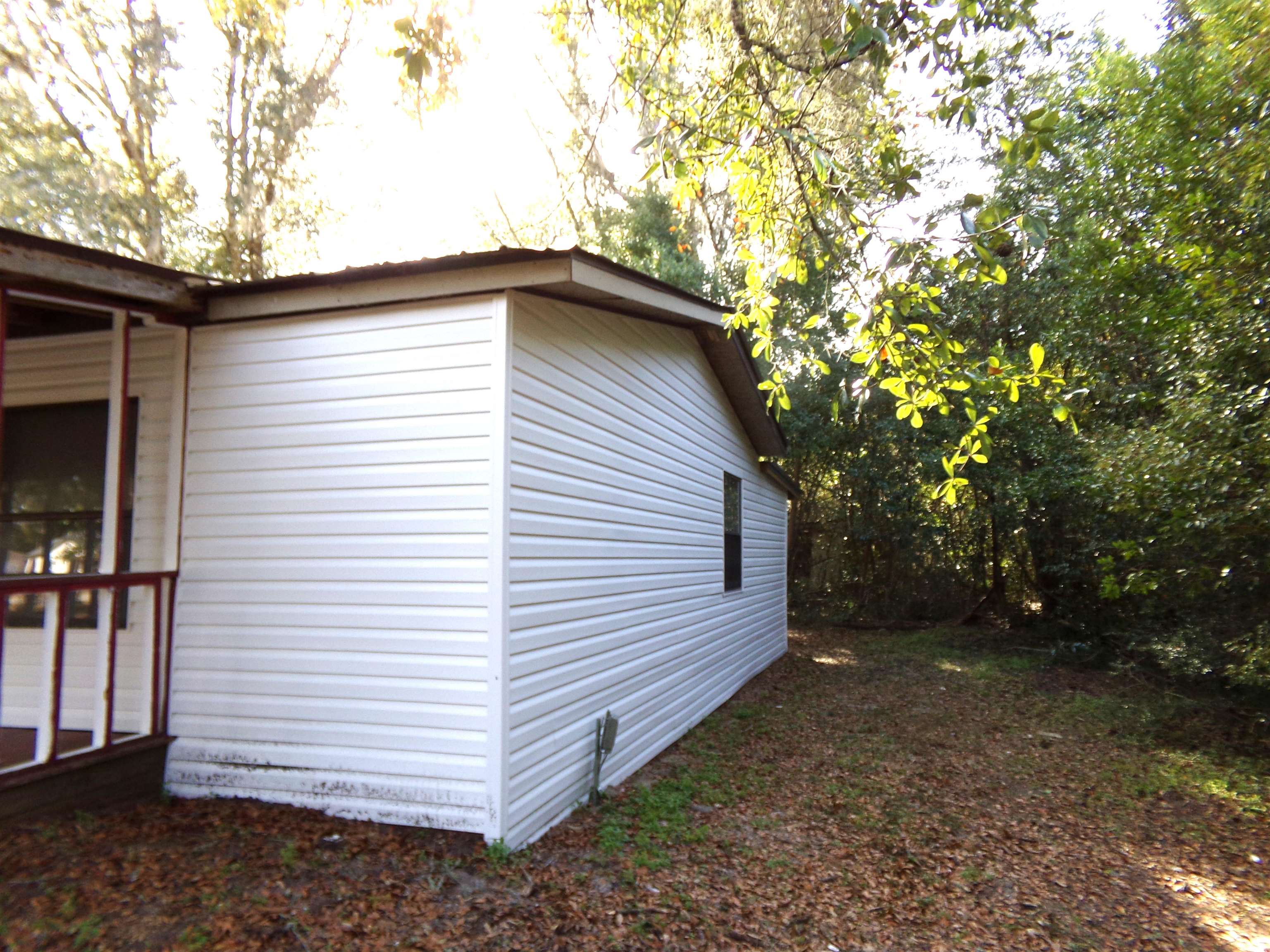 10987 NW Faircloth Road,BRISTOL,Florida 32321,3 Bedrooms Bedrooms,2 BathroomsBathrooms,Manuf/mobile home,10987 NW Faircloth Road,367735