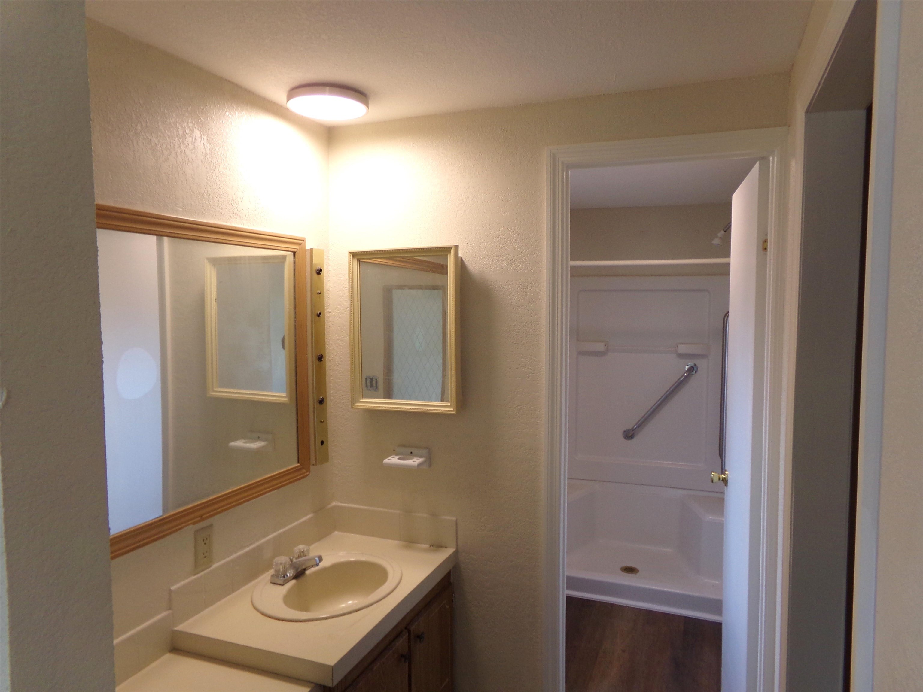10987 NW Faircloth Road,BRISTOL,Florida 32321,3 Bedrooms Bedrooms,2 BathroomsBathrooms,Manuf/mobile home,10987 NW Faircloth Road,367735