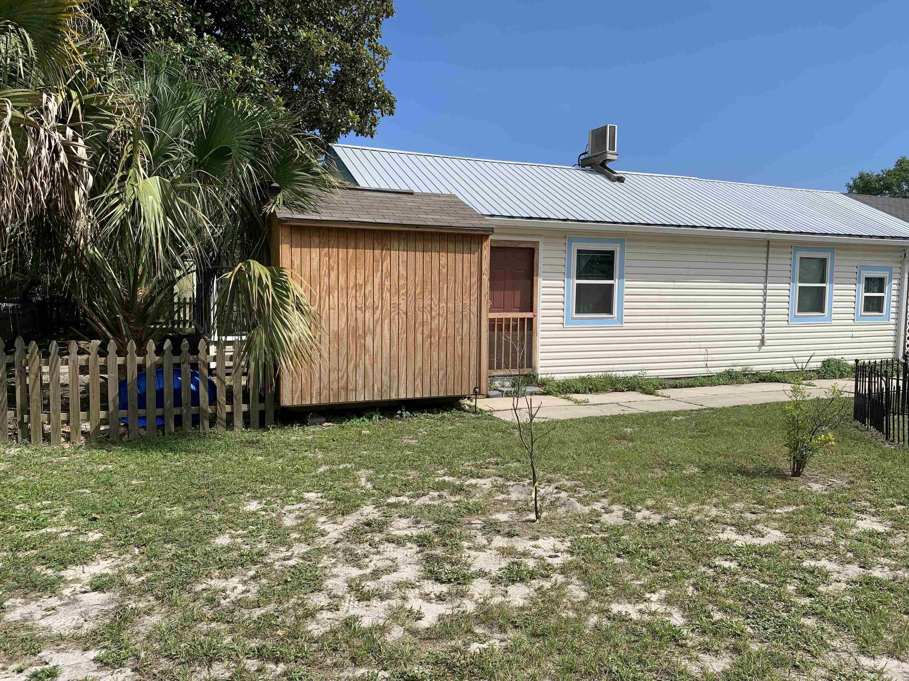 44-6 Carlton Avenue,LANARK VILLAGE,Florida 32323,1 Bedroom Bedrooms,1 BathroomBathrooms,Townhouse,44-6 Carlton Avenue,367742