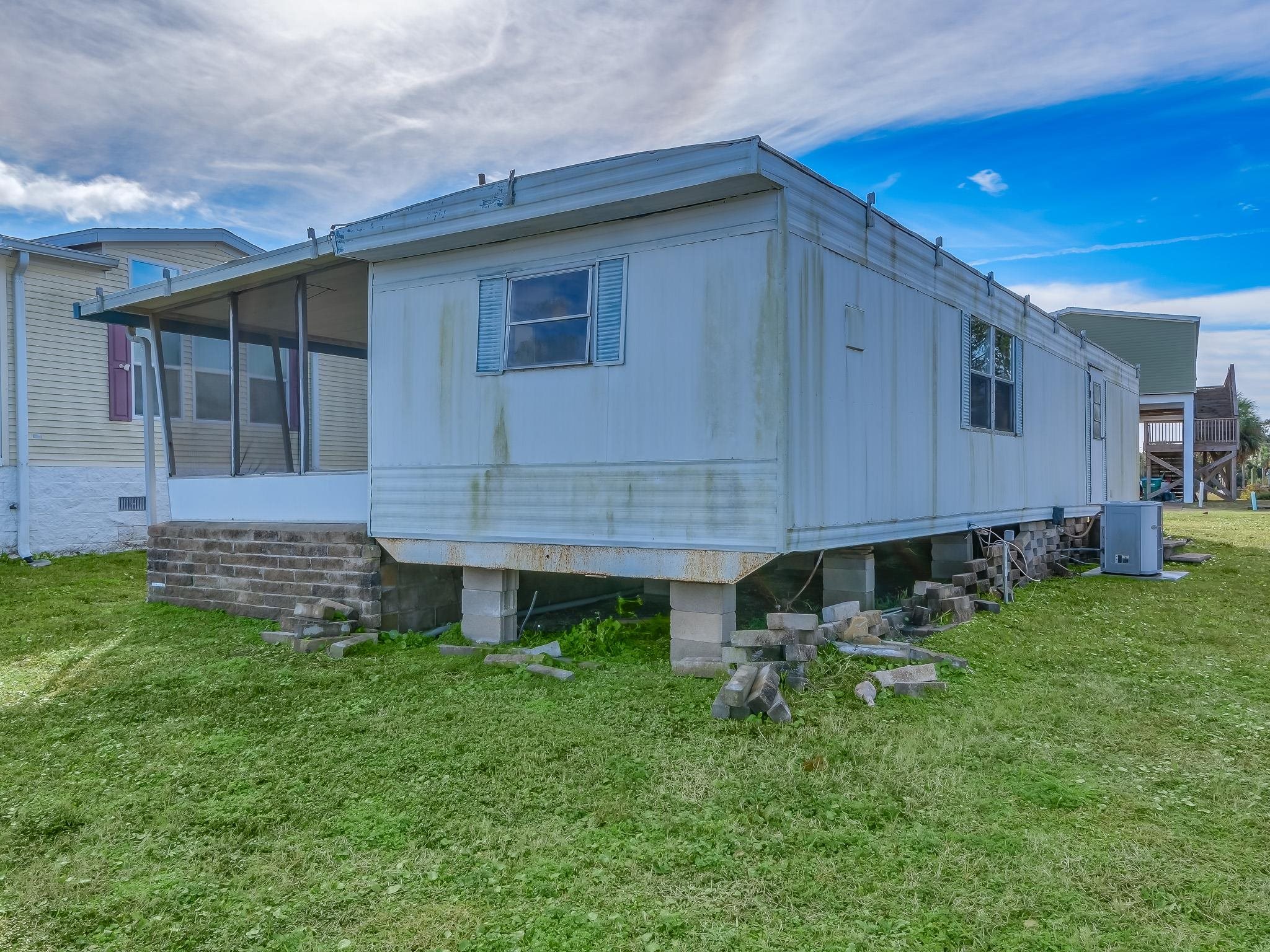 24 Janet Drive,CRAWFORDVILLE,Florida 32327-4613,2 Bedrooms Bedrooms,1 BathroomBathrooms,Manuf/mobile home,24 Janet Drive,367749