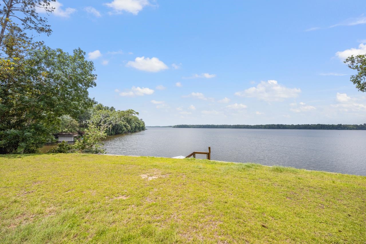 2769 Parramore Shores Road,TALLAHASSEE,Florida 32310,3 Bedrooms Bedrooms,2 BathroomsBathrooms,Detached single family,2769 Parramore Shores Road,366525