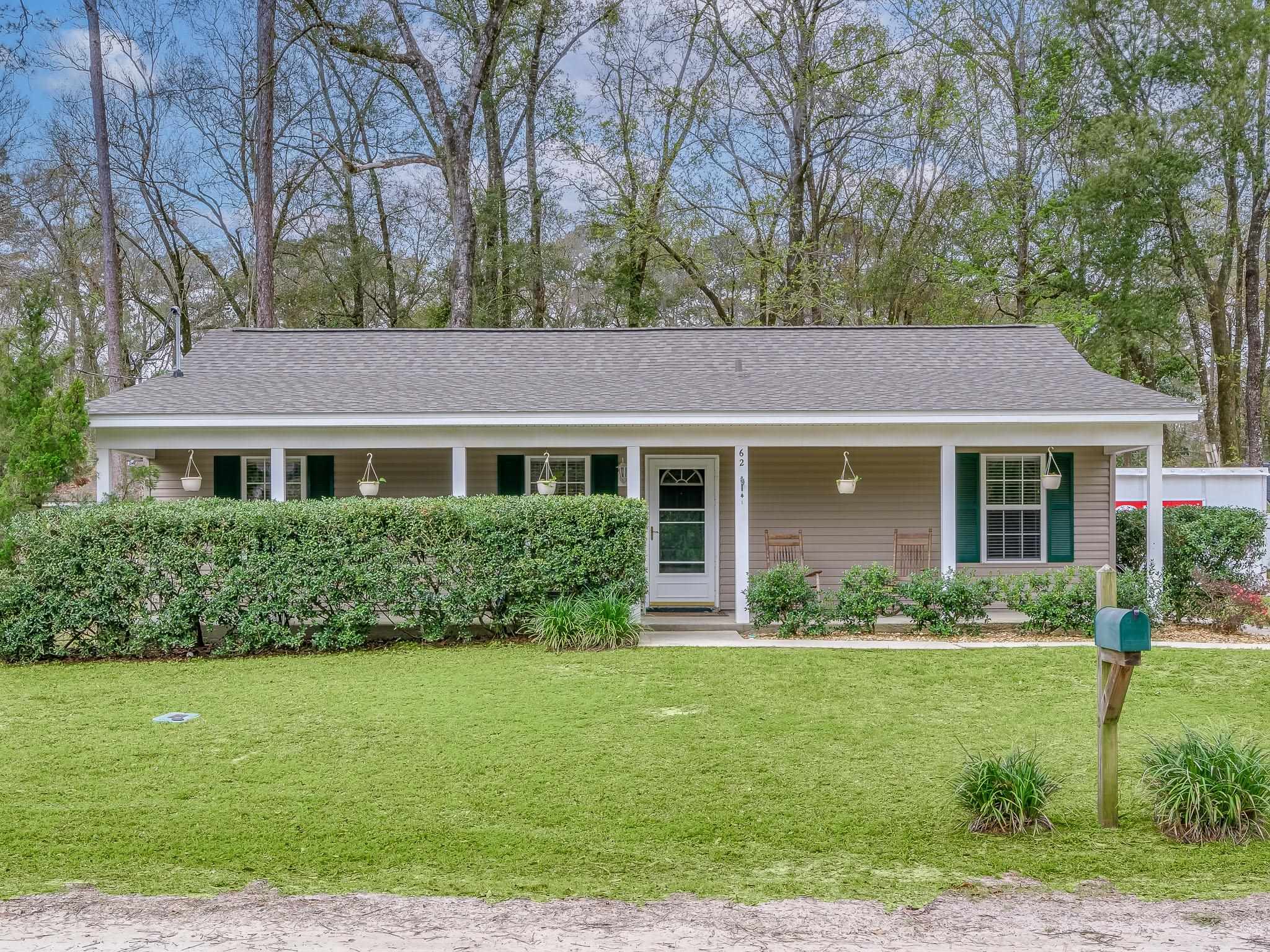 62 J R Milton Road,CRAWFORDVILLE,Florida 32327,3 Bedrooms Bedrooms,2 BathroomsBathrooms,Detached single family,62 J R Milton Road,369504