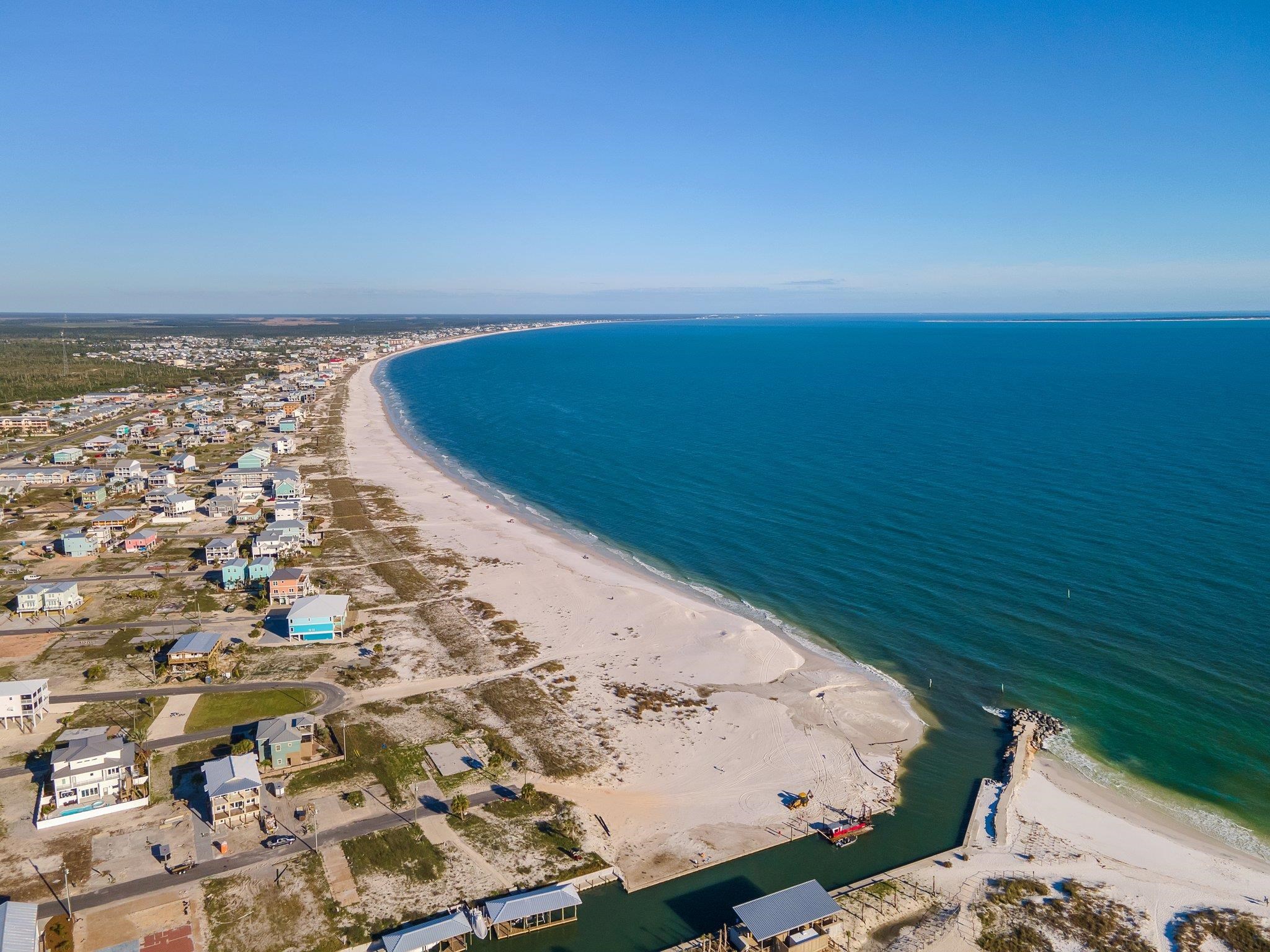 115 42nd Street,MEXICO BEACH,Florida 32410,8 Bedrooms Bedrooms,6 BathroomsBathrooms,Detached single family,115 42nd Street,366547