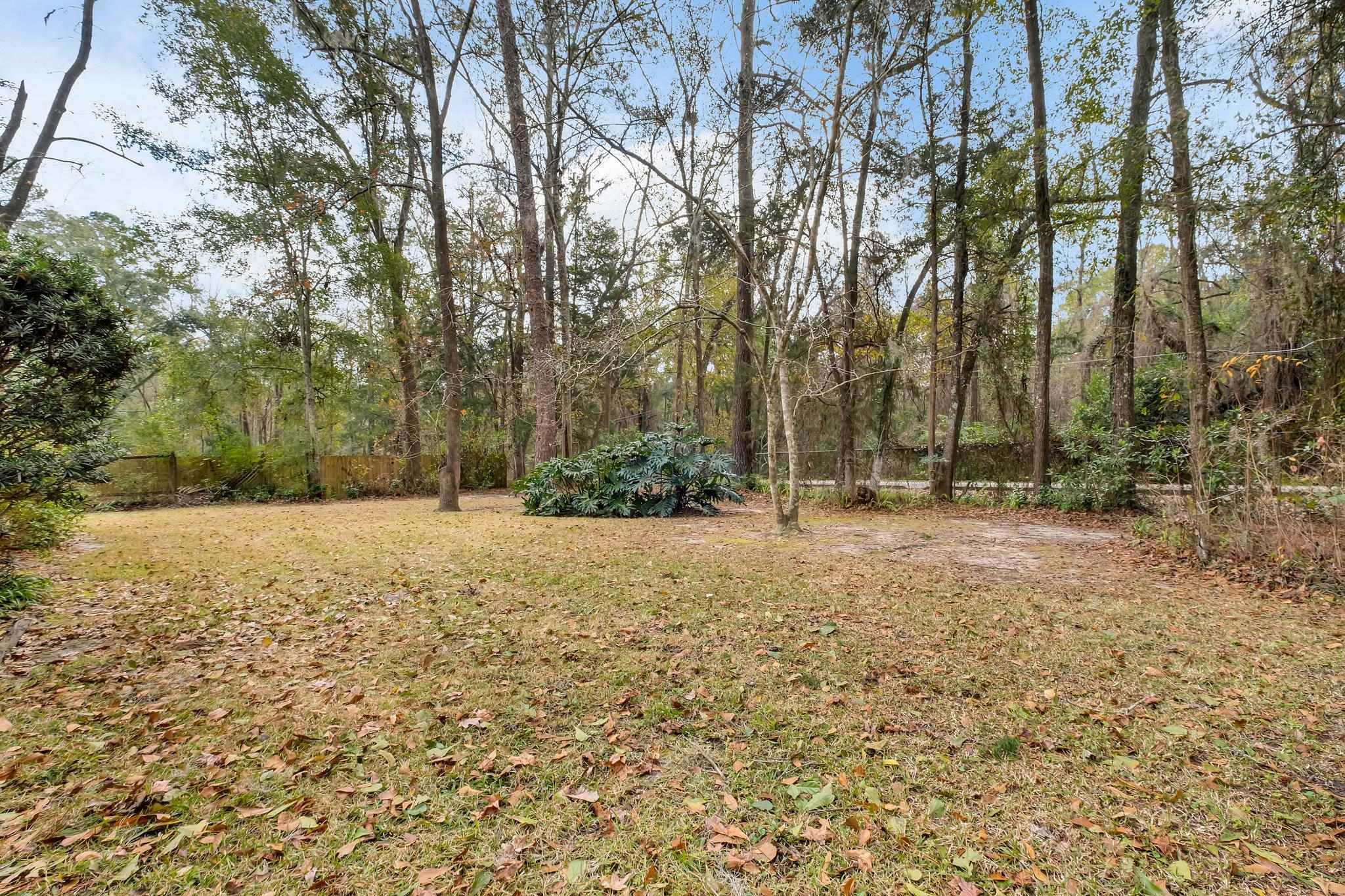 2609 Neuchatel Drive,TALLAHASSEE,Florida 32303,3 Bedrooms Bedrooms,2 BathroomsBathrooms,Detached single family,2609 Neuchatel Drive,369508