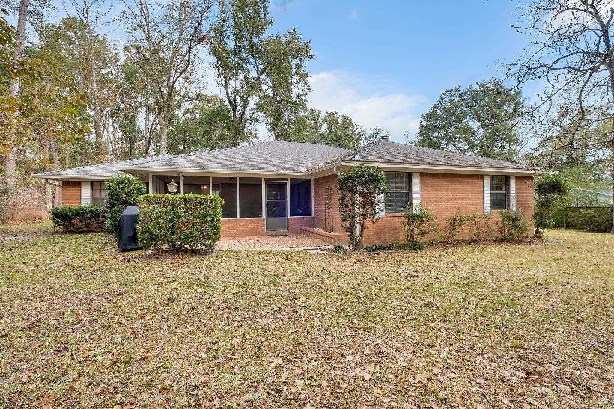 2609 Neuchatel Drive,TALLAHASSEE,Florida 32303,3 Bedrooms Bedrooms,2 BathroomsBathrooms,Detached single family,2609 Neuchatel Drive,369508