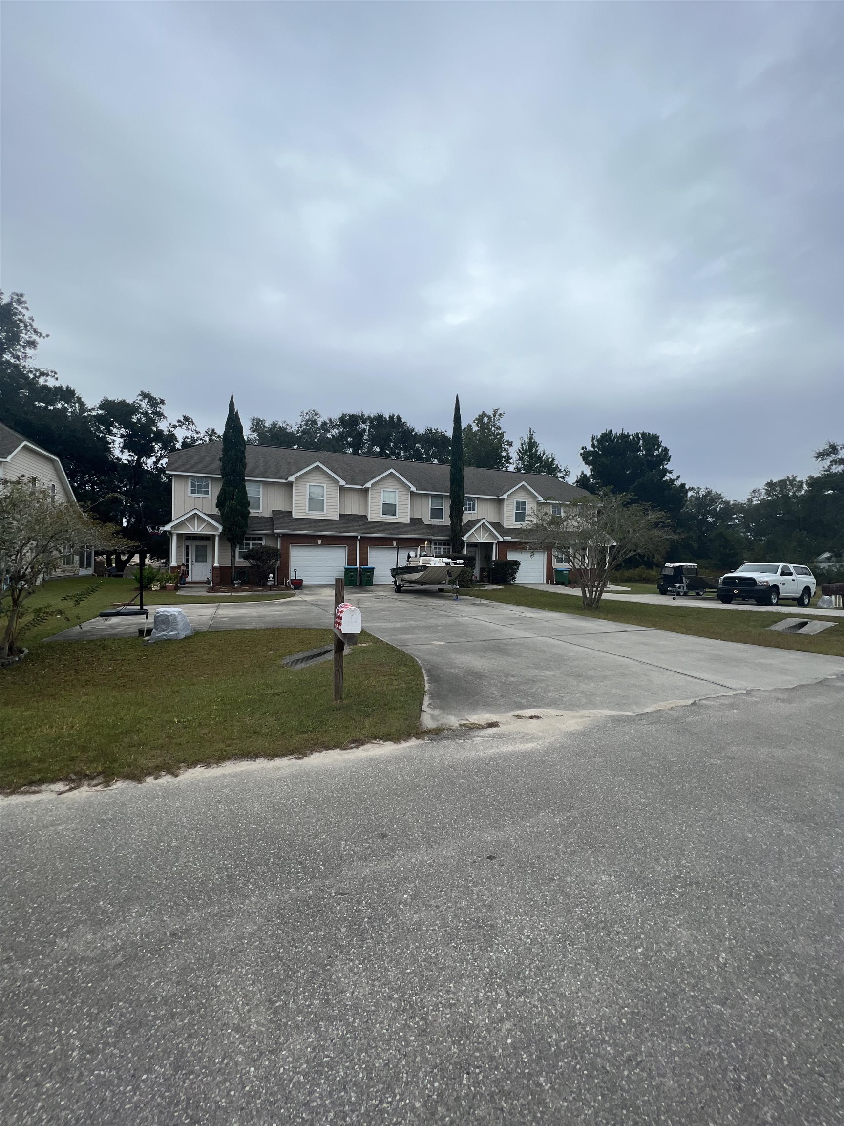 53 Fairway,CRAWFORDVILLE,Florida 32327,3 Bedrooms Bedrooms,2 BathroomsBathrooms,Townhouse,53 Fairway,364499