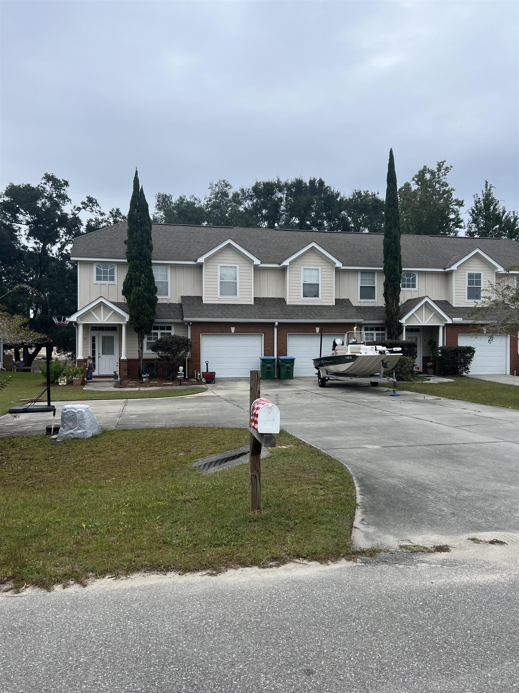 53 Fairway,CRAWFORDVILLE,Florida 32327,3 Bedrooms Bedrooms,2 BathroomsBathrooms,Townhouse,53 Fairway,364499