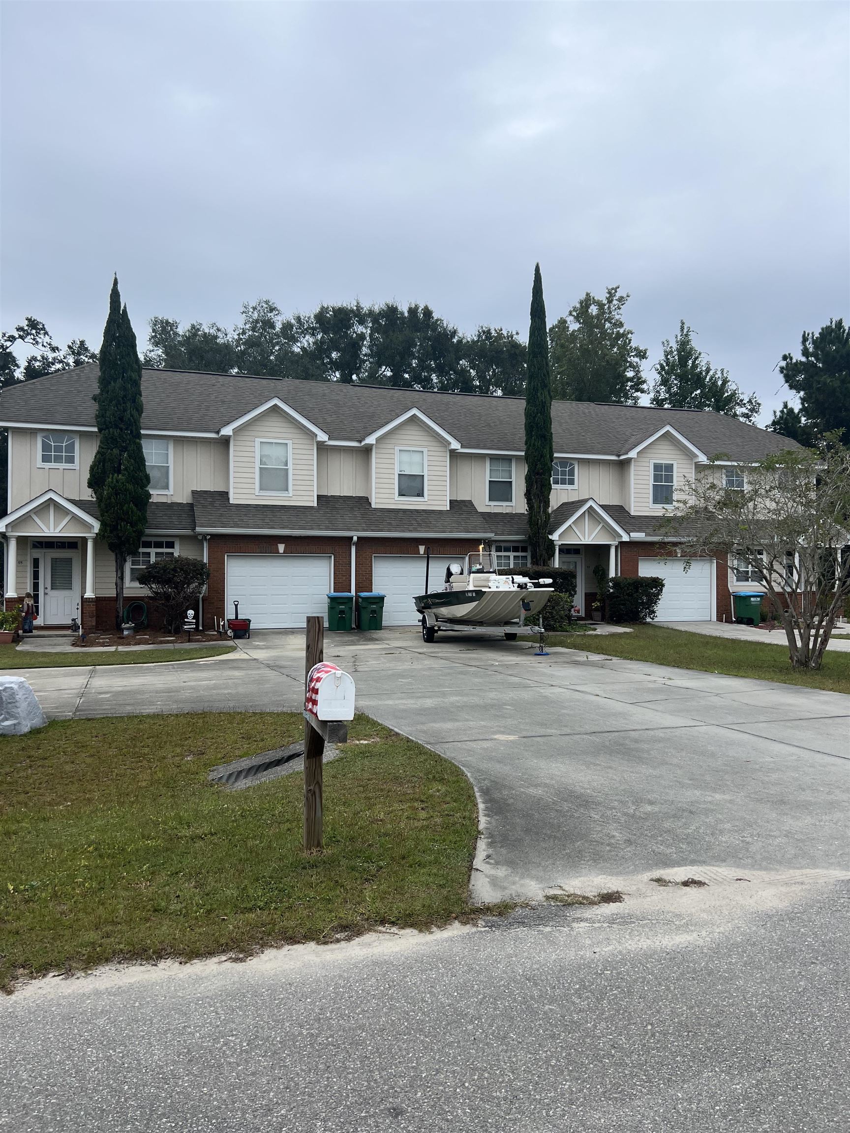 53 Fairway,CRAWFORDVILLE,Florida 32327,3 Bedrooms Bedrooms,2 BathroomsBathrooms,Townhouse,53 Fairway,364499