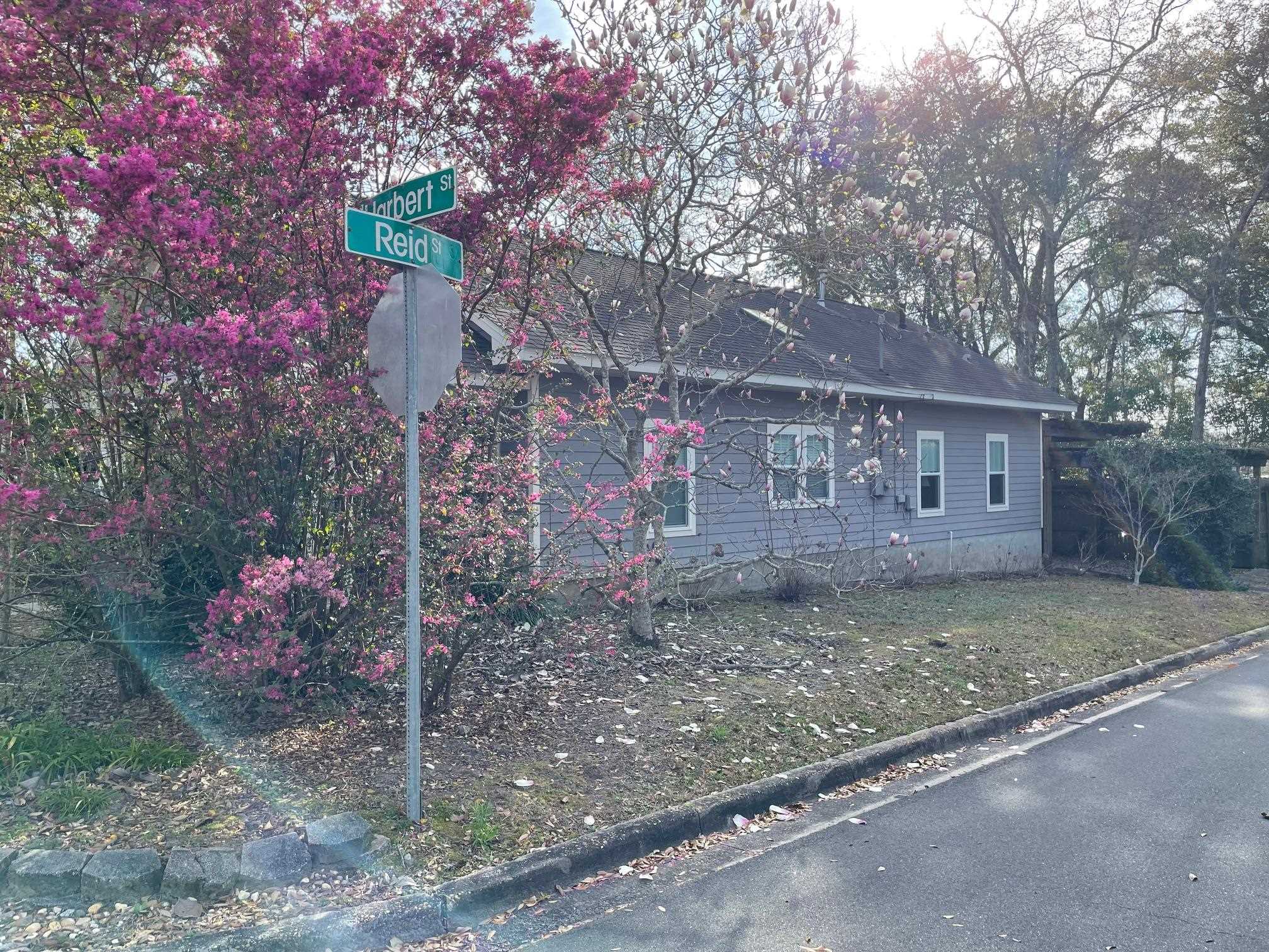 920 Harbert Street,TALLAHASSEE,Florida 32303-6464,3 Bedrooms Bedrooms,2 BathroomsBathrooms,Detached single family,920 Harbert Street,369070