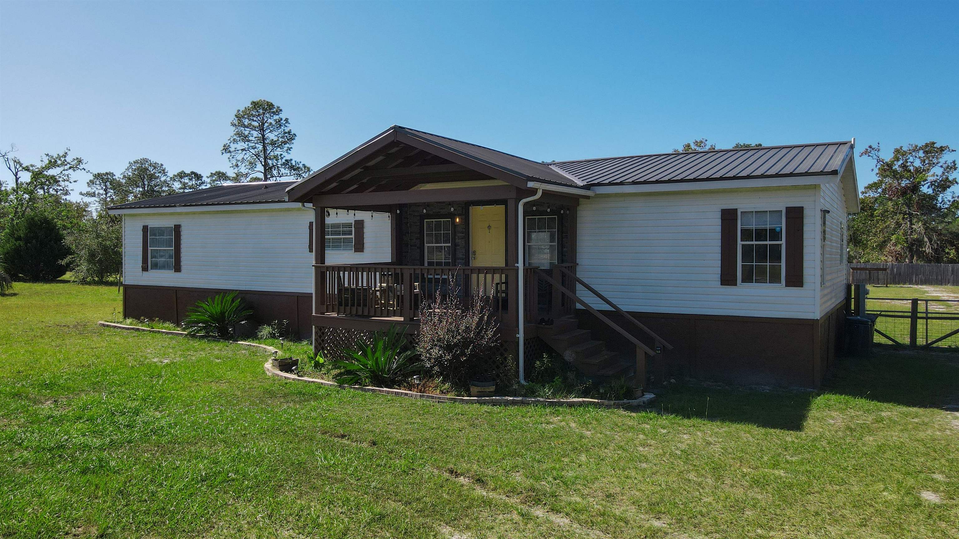 16805 Beach Road,PERRY,Florida 32348,3 Bedrooms Bedrooms,2 BathroomsBathrooms,Manuf/mobile home,16805 Beach Road,364507