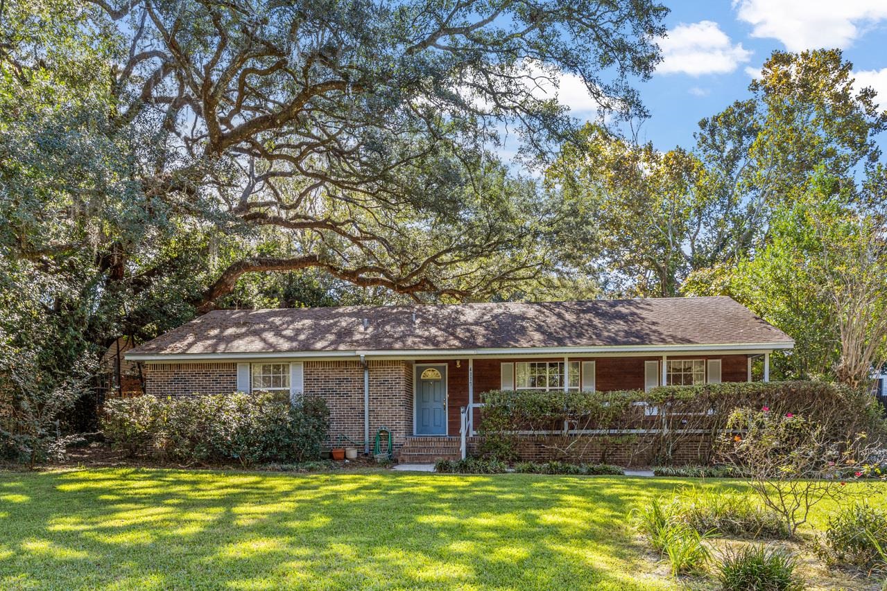 4117 HENIARD ROAD,TALLAHASSEE,Florida 32303,3 Bedrooms Bedrooms,2 BathroomsBathrooms,Detached single family,4117 HENIARD ROAD,364510