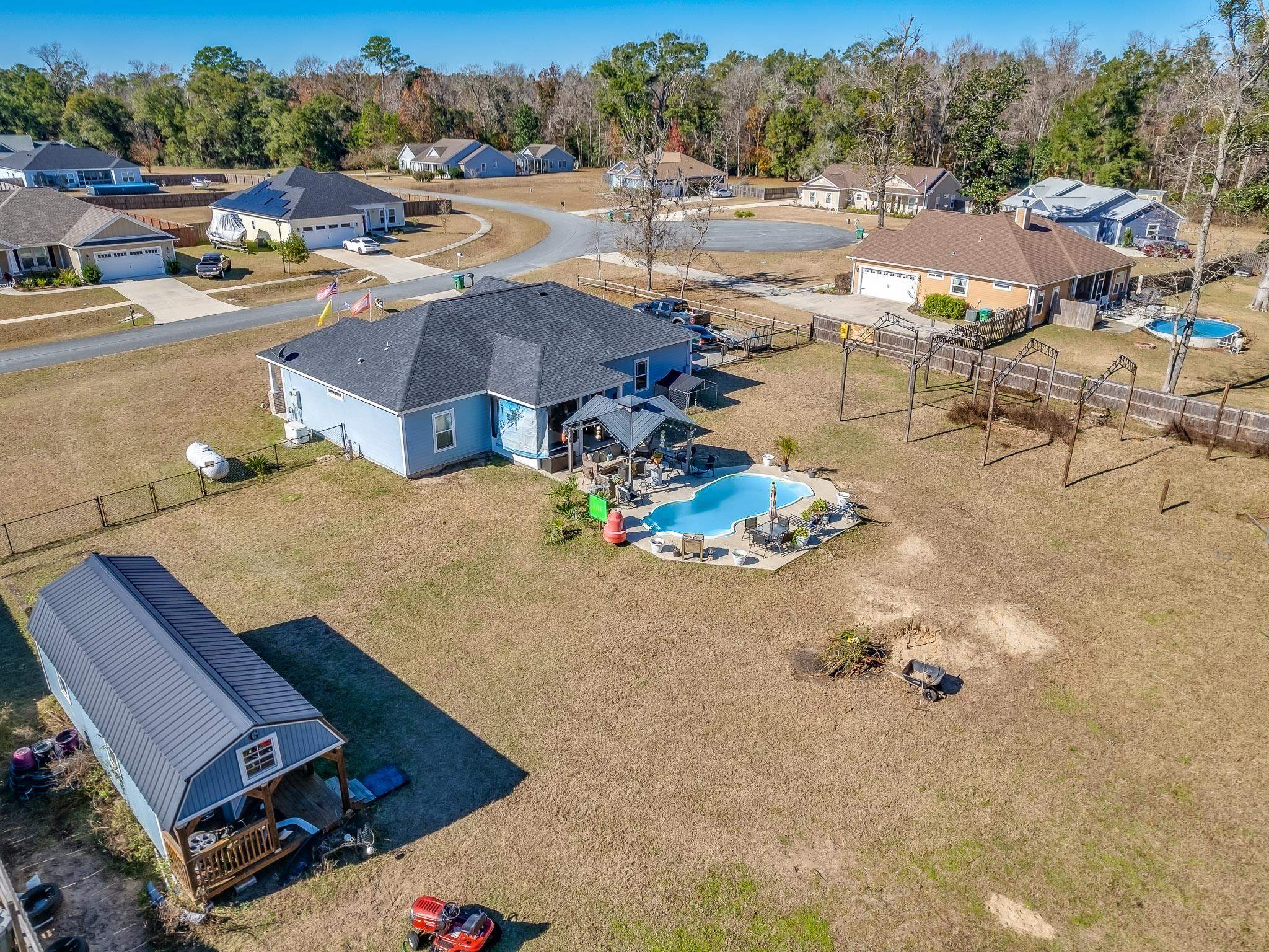 330 Tillis Lane,CRAWFORDVILLE,Florida 32327,3 Bedrooms Bedrooms,2 BathroomsBathrooms,Detached single family,330 Tillis Lane,369517