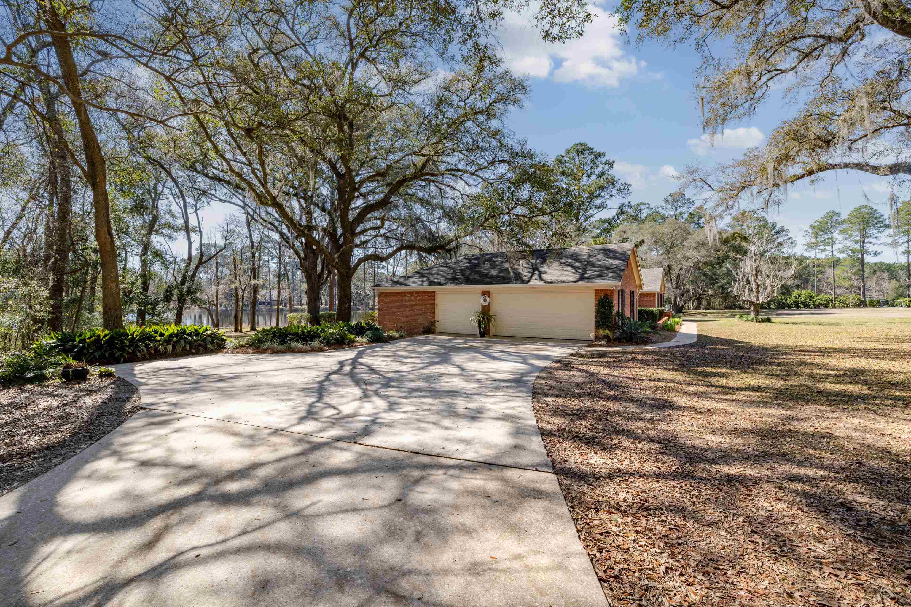 8025 Tennyson Drive,TALLAHASSEE,Florida 32309,3 Bedrooms Bedrooms,2 BathroomsBathrooms,Detached single family,8025 Tennyson Drive,369079