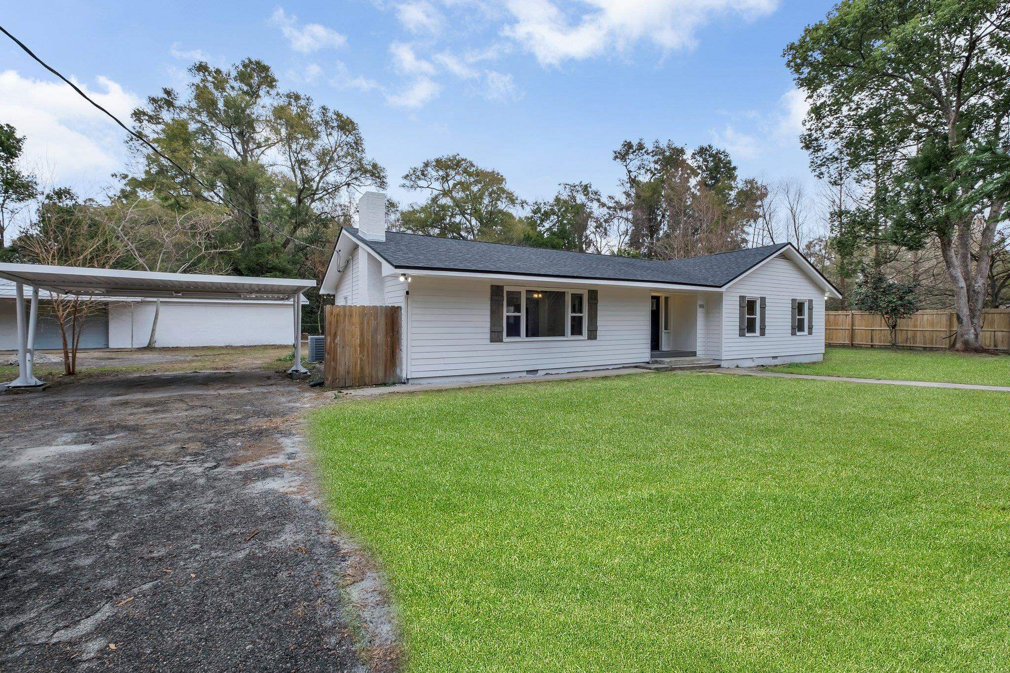 1816 Lawhon Road,TALLAHASSEE,Florida 32305,3 Bedrooms Bedrooms,2 BathroomsBathrooms,Detached single family,1816 Lawhon Road,367826