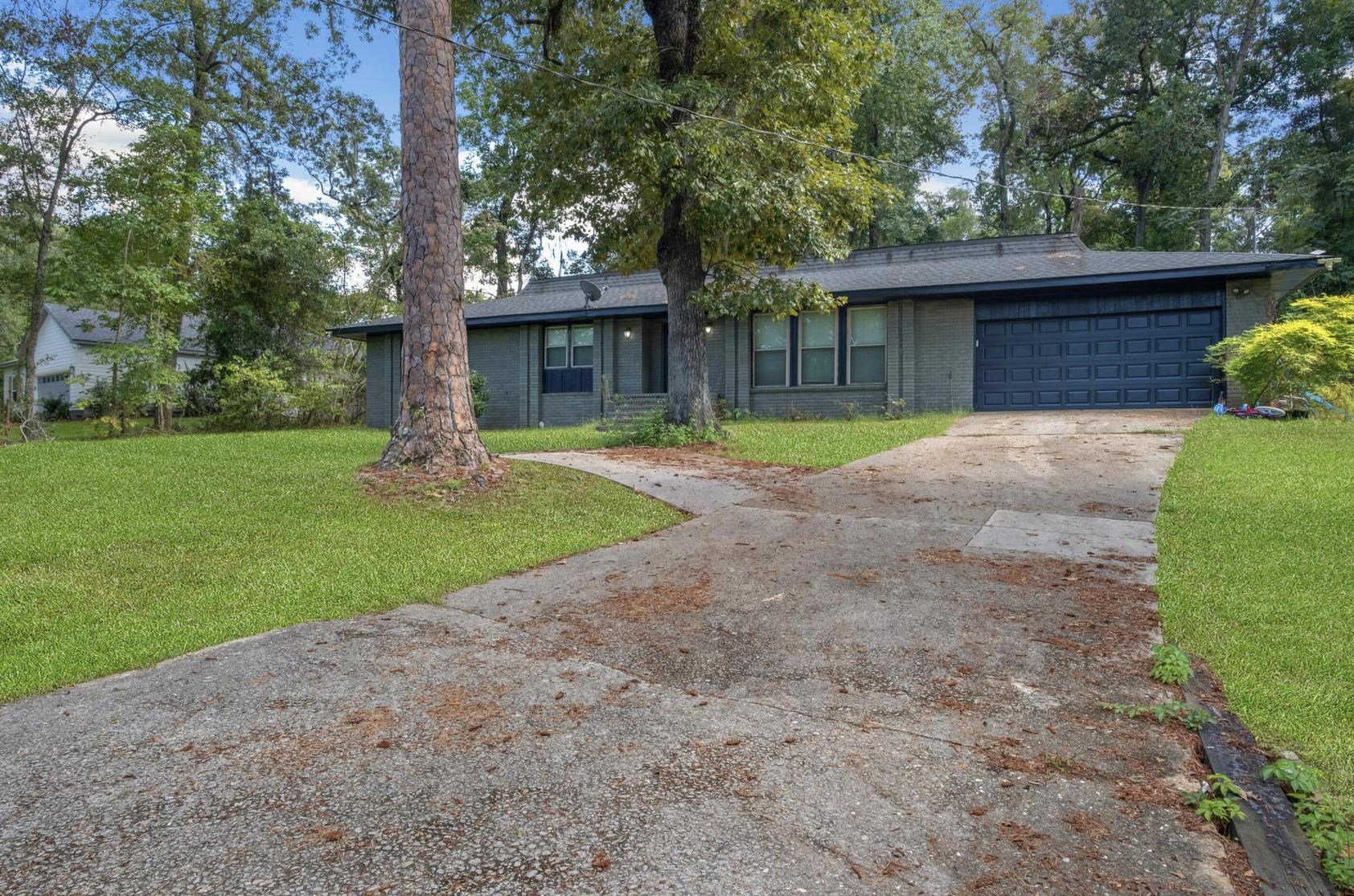 2413 San Pedro Avenue,TALLAHASSEE,Florida 32304,3 Bedrooms Bedrooms,2 BathroomsBathrooms,Detached single family,2413 San Pedro Avenue,364666