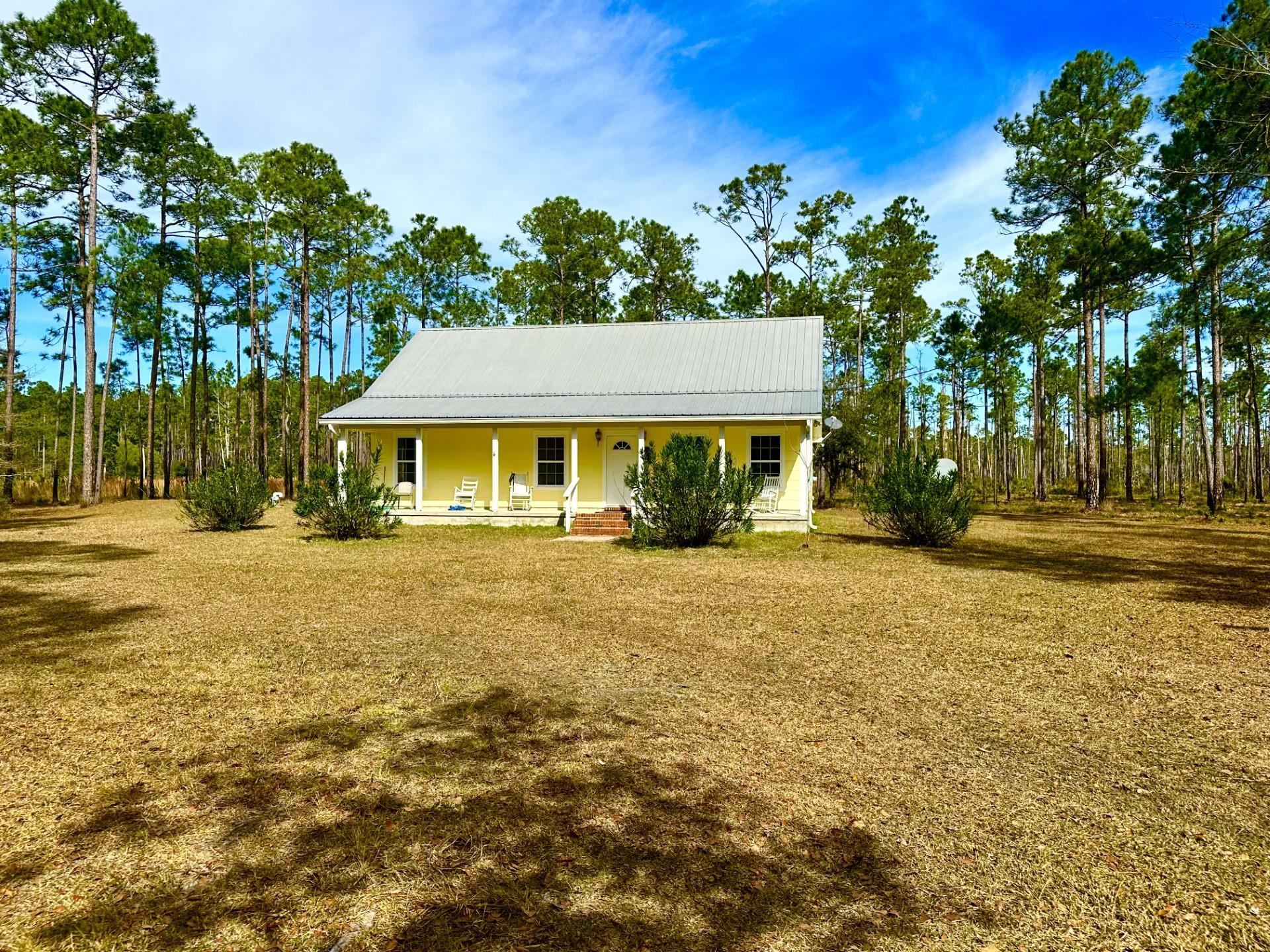 136 Pamela Place,SOPCHOPPY,Florida 32358,2 Bedrooms Bedrooms,2 BathroomsBathrooms,Detached single family,136 Pamela Place,368516