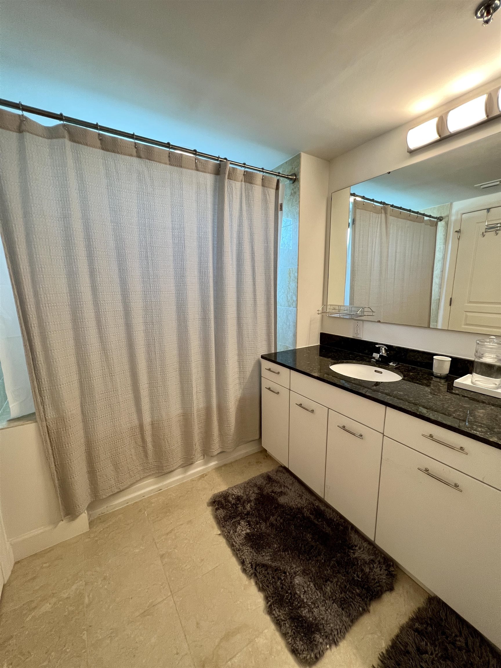 300 S Duval Street,TALLAHASSEE,Florida 32301,2 Bedrooms Bedrooms,2 BathroomsBathrooms,Condo,300 S Duval Street,369116