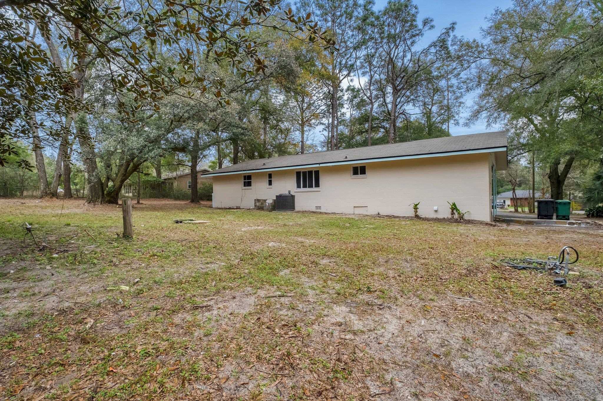 520 Patty Lynn Drive,TALLAHASSEE,Florida 32305,3 Bedrooms Bedrooms,2 BathroomsBathrooms,Detached single family,520 Patty Lynn Drive,369923