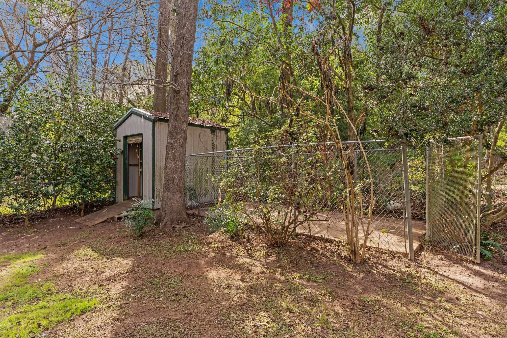 1909 Sherwood Drive,TALLAHASSEE,Florida 32303,4 Bedrooms Bedrooms,2 BathroomsBathrooms,Detached single family,1909 Sherwood Drive,370301